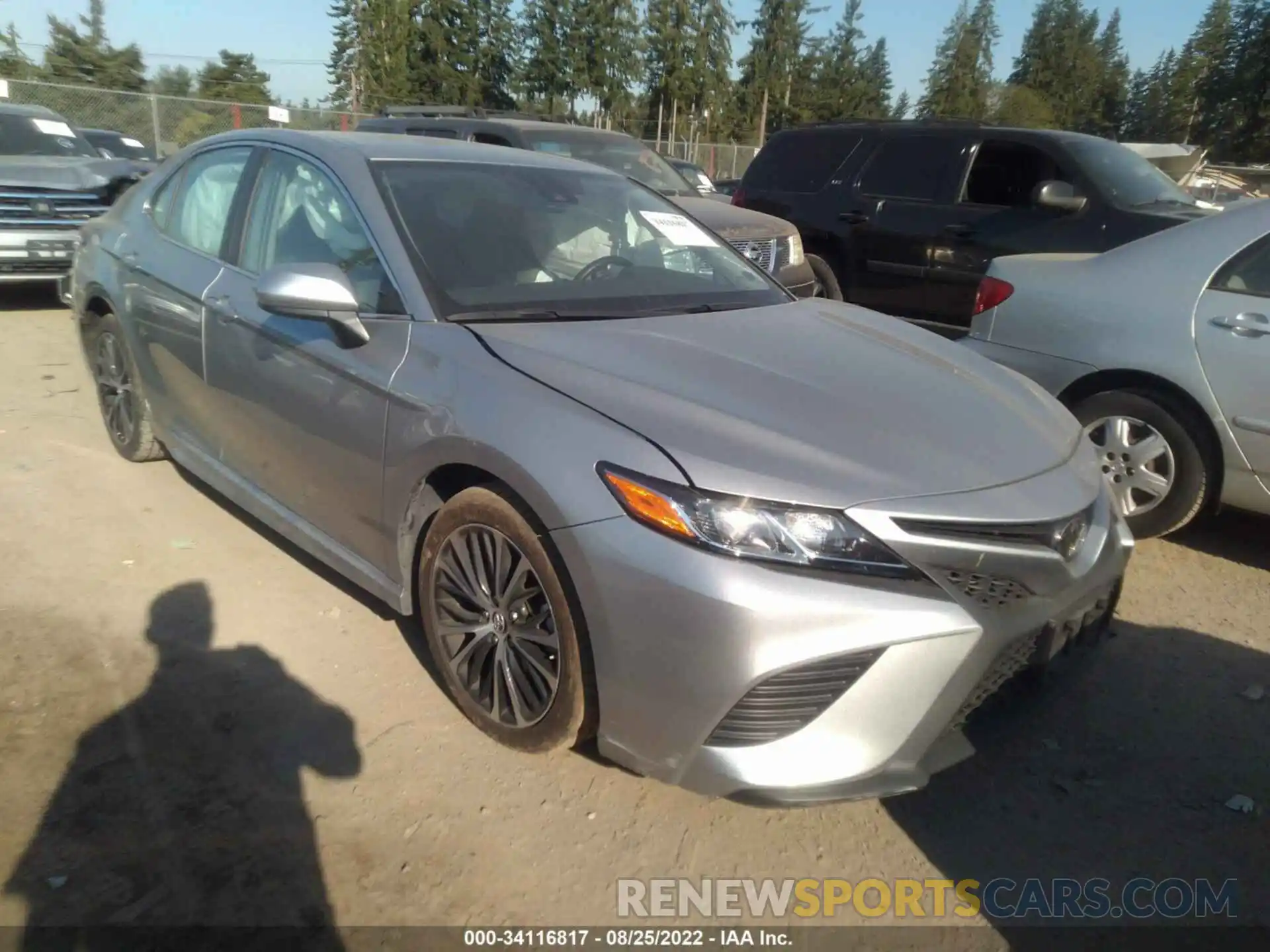 1 Photograph of a damaged car 4T1B11HK9KU822532 TOYOTA CAMRY 2019