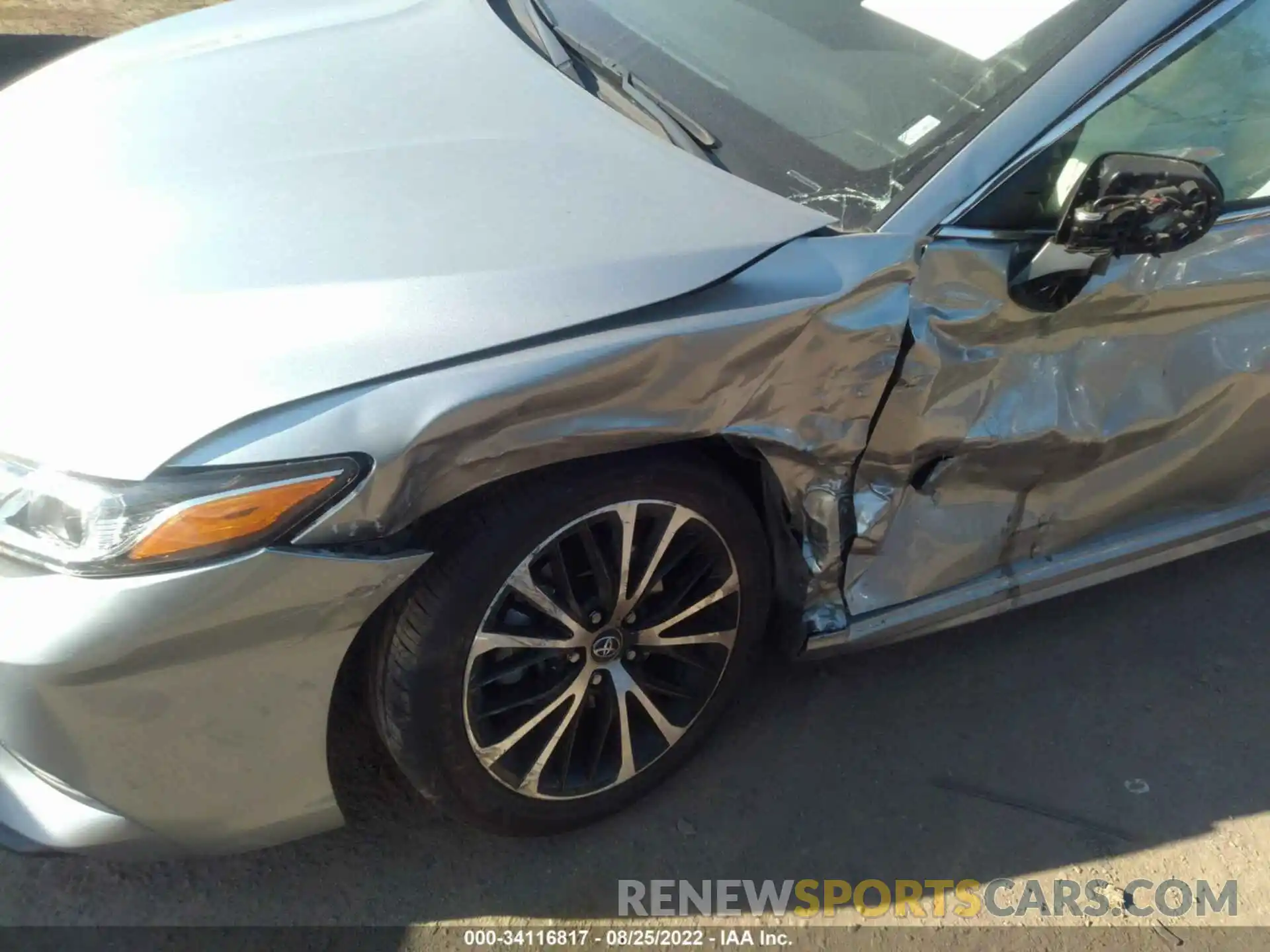 6 Photograph of a damaged car 4T1B11HK9KU822532 TOYOTA CAMRY 2019