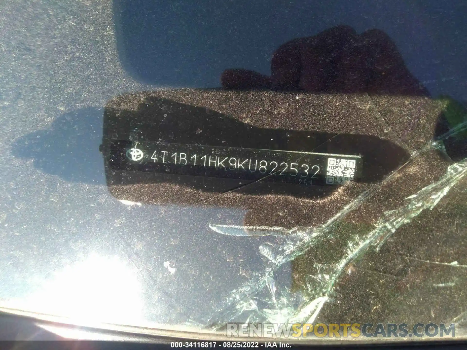 9 Photograph of a damaged car 4T1B11HK9KU822532 TOYOTA CAMRY 2019