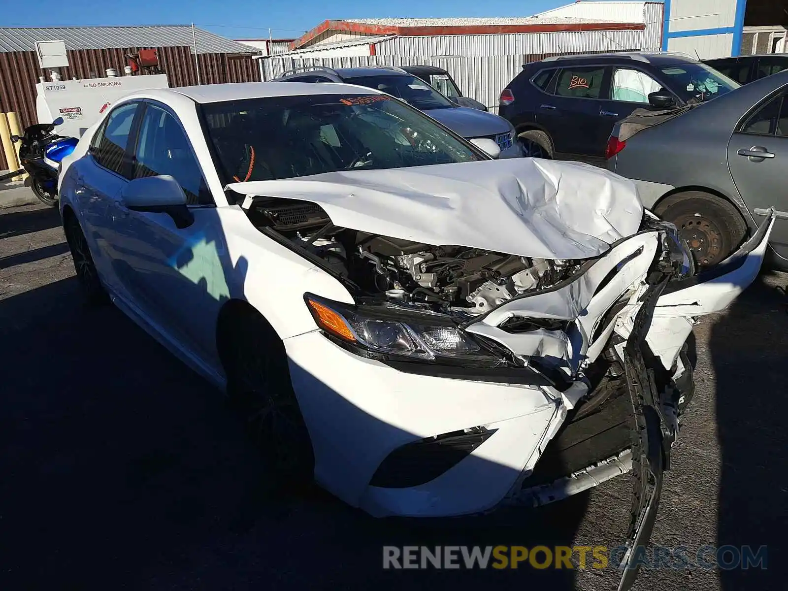 1 Photograph of a damaged car 4T1B11HK9KU822692 TOYOTA CAMRY 2019