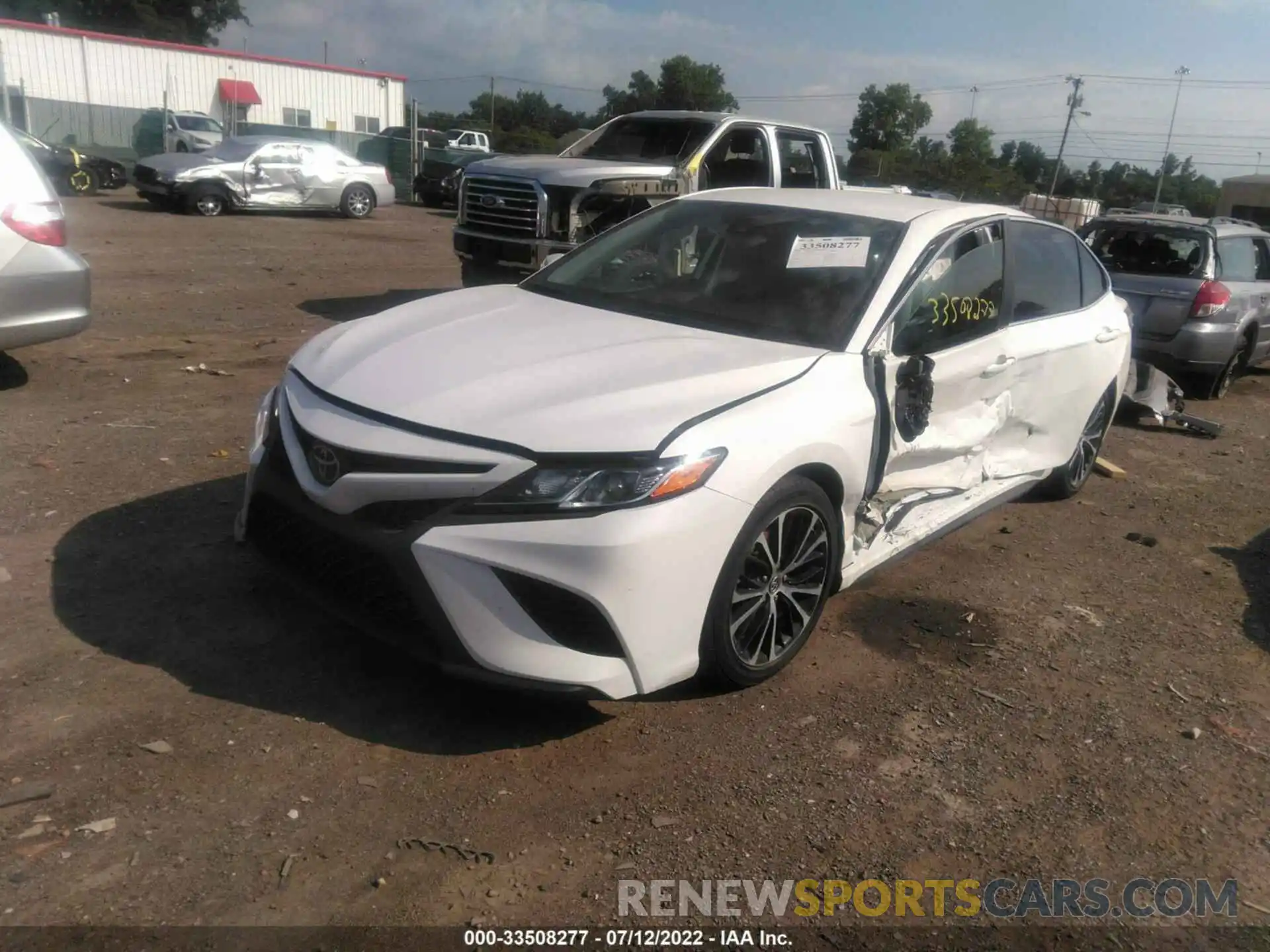 2 Photograph of a damaged car 4T1B11HK9KU824636 TOYOTA CAMRY 2019