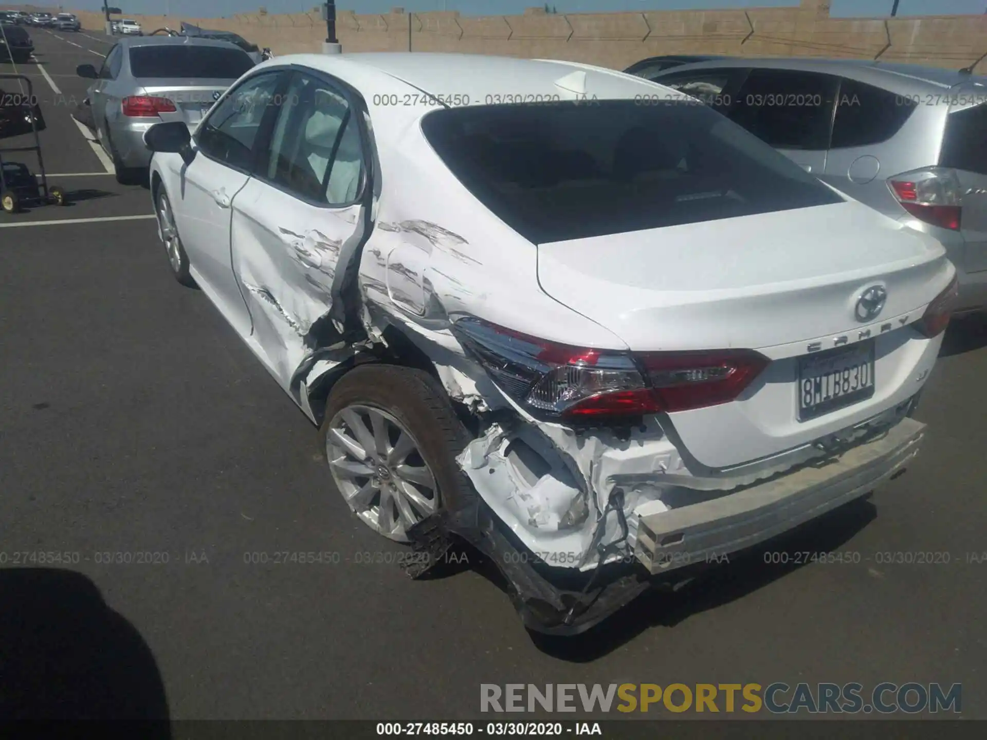 3 Photograph of a damaged car 4T1B11HK9KU825382 TOYOTA CAMRY 2019