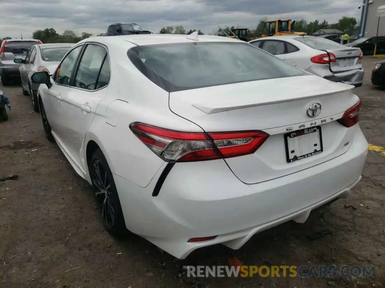 3 Photograph of a damaged car 4T1B11HK9KU827035 TOYOTA CAMRY 2019