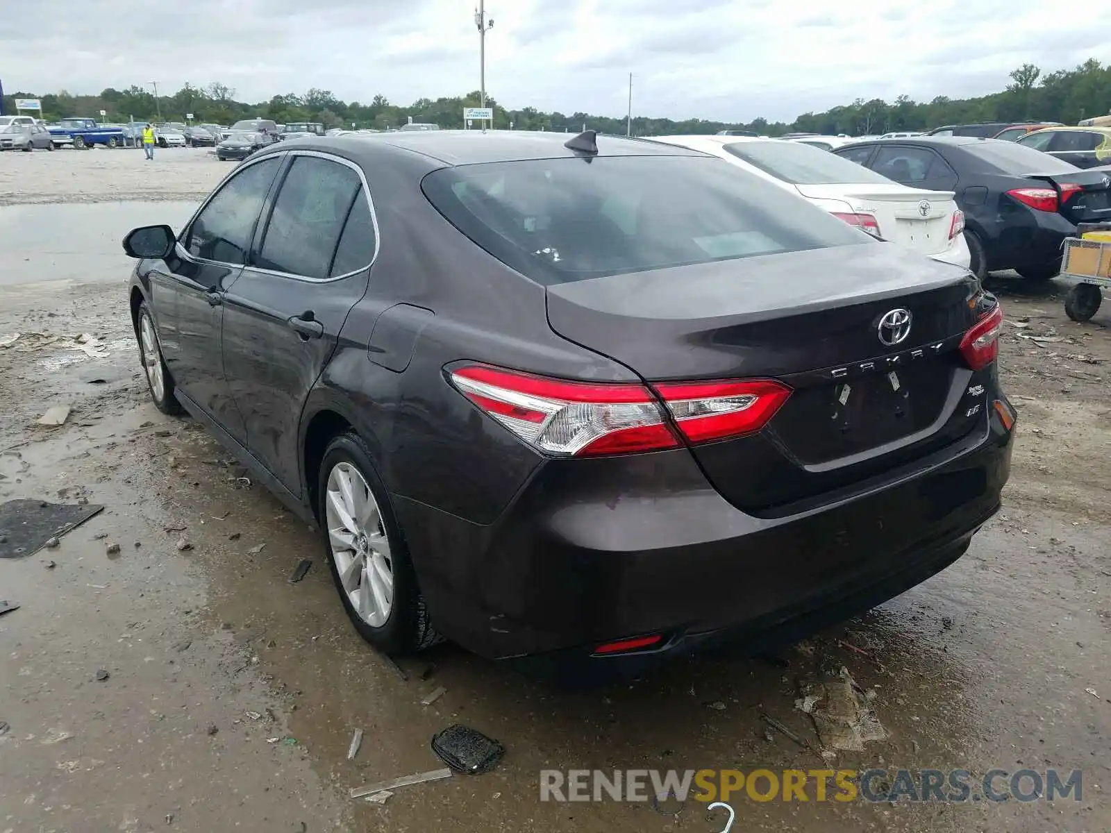 3 Photograph of a damaged car 4T1B11HK9KU828881 TOYOTA CAMRY 2019