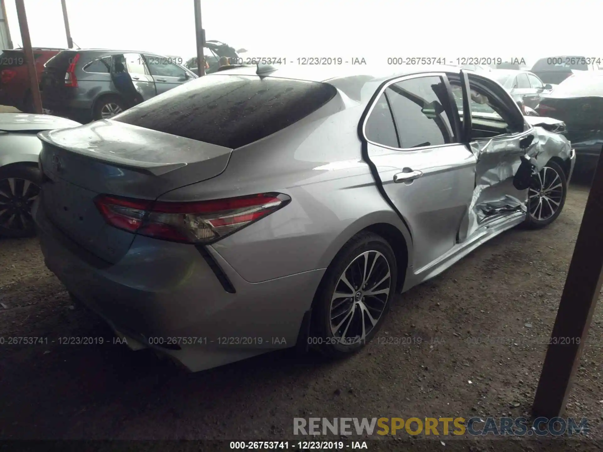 4 Photograph of a damaged car 4T1B11HK9KU830579 TOYOTA CAMRY 2019