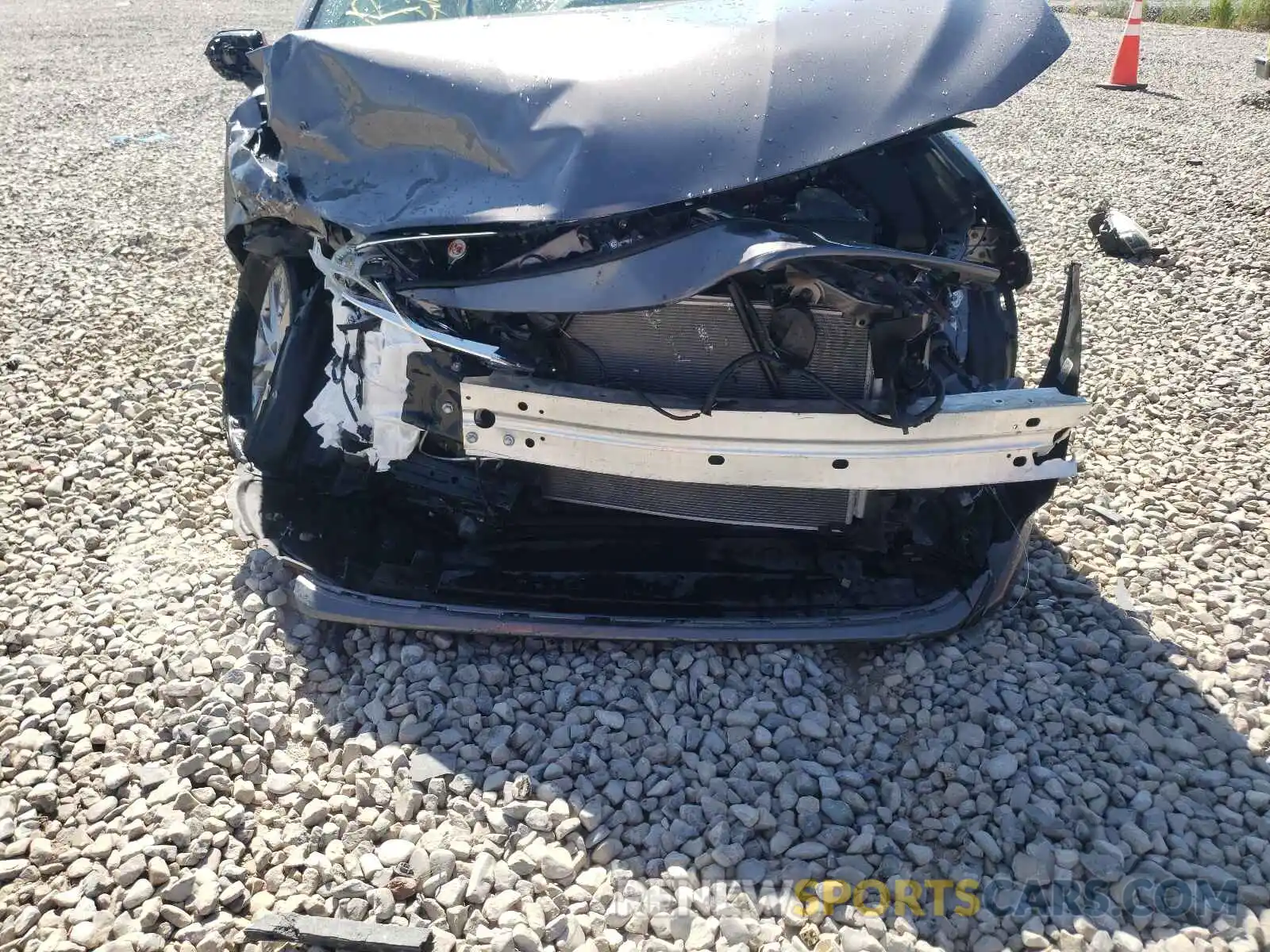 9 Photograph of a damaged car 4T1B11HK9KU830727 TOYOTA CAMRY 2019