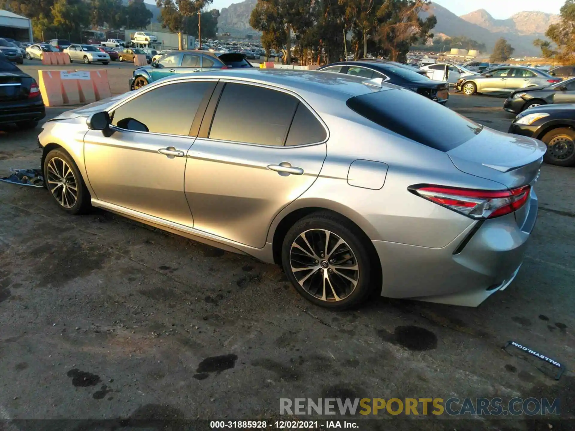 3 Photograph of a damaged car 4T1B11HK9KU830808 TOYOTA CAMRY 2019