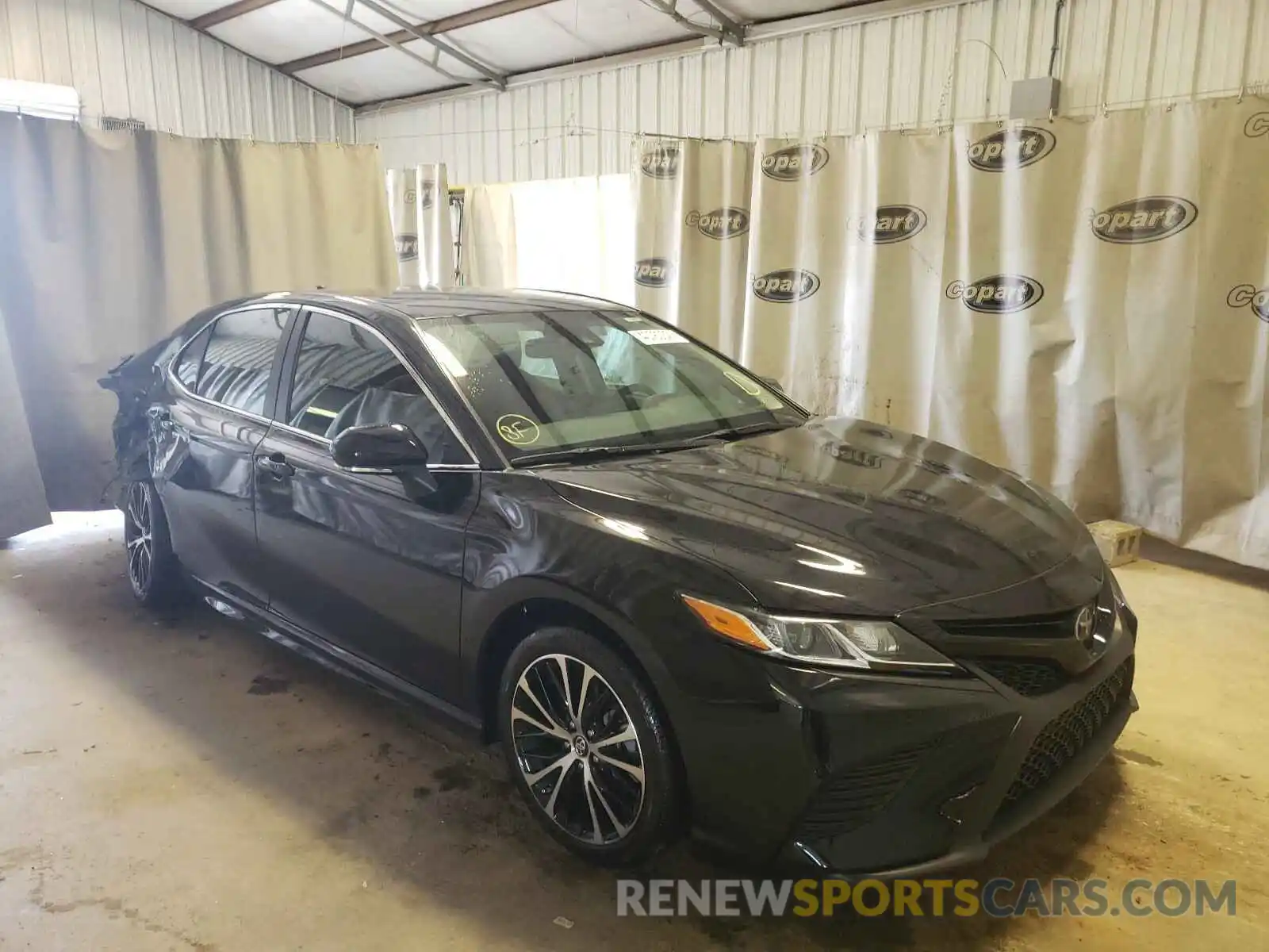 1 Photograph of a damaged car 4T1B11HK9KU831652 TOYOTA CAMRY 2019