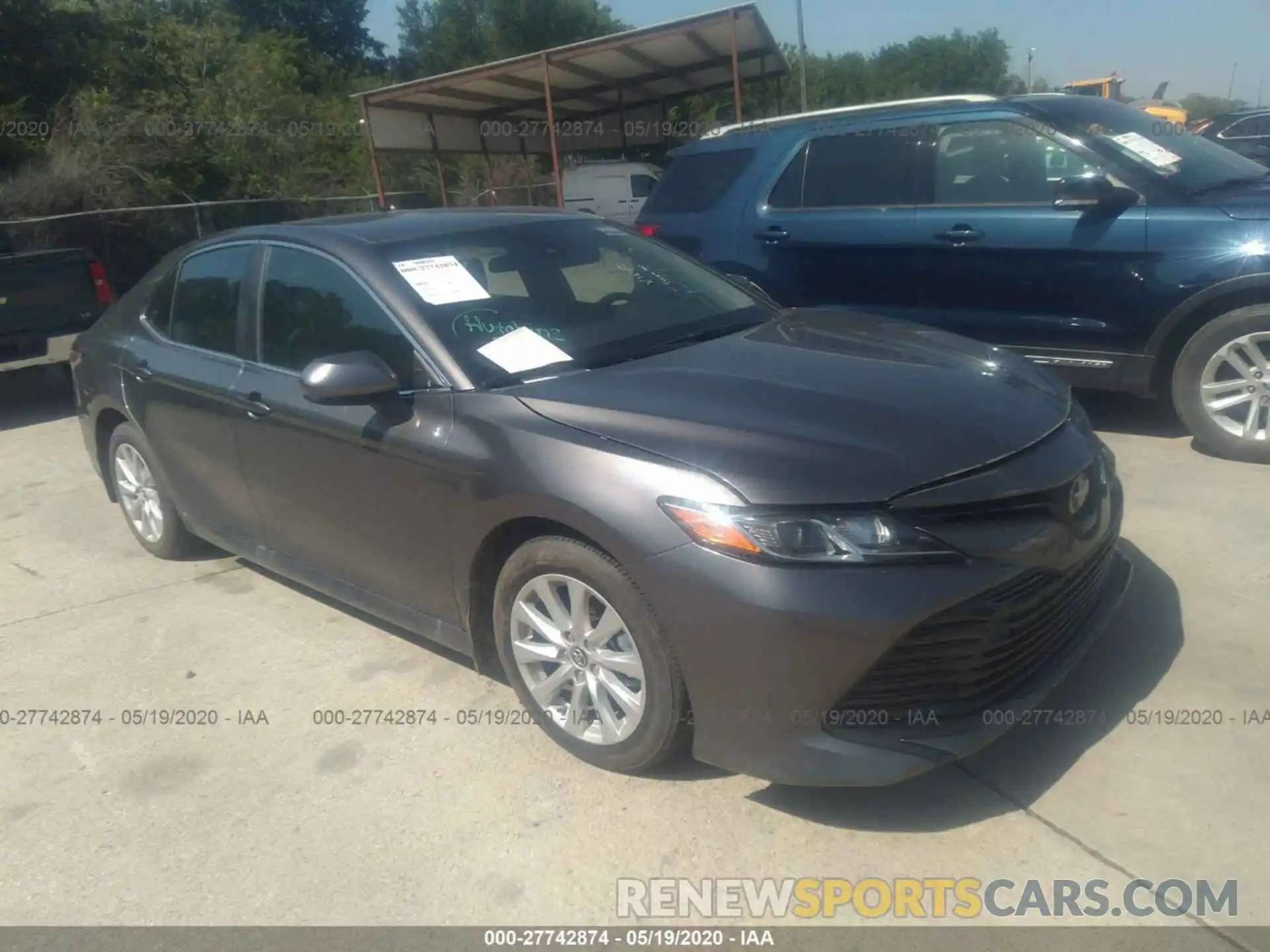 1 Photograph of a damaged car 4T1B11HK9KU833790 TOYOTA CAMRY 2019