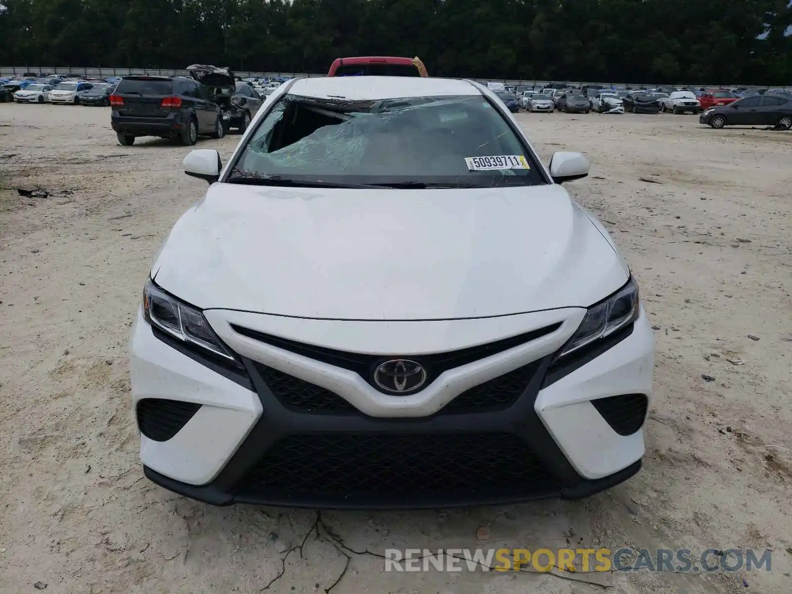 9 Photograph of a damaged car 4T1B11HK9KU835779 TOYOTA CAMRY 2019