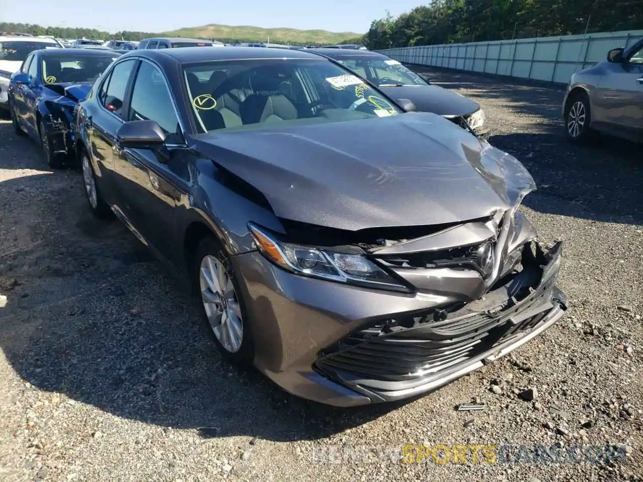 1 Photograph of a damaged car 4T1B11HK9KU835829 TOYOTA CAMRY 2019