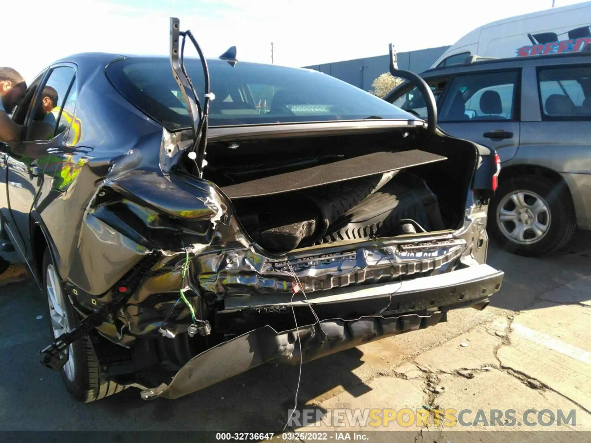 6 Photograph of a damaged car 4T1B11HK9KU837466 TOYOTA CAMRY 2019