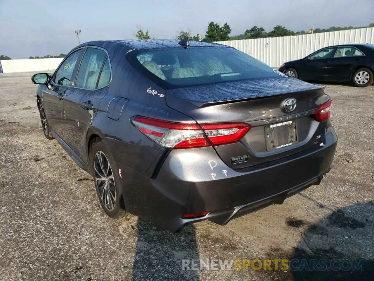 3 Photograph of a damaged car 4T1B11HK9KU837791 TOYOTA CAMRY 2019