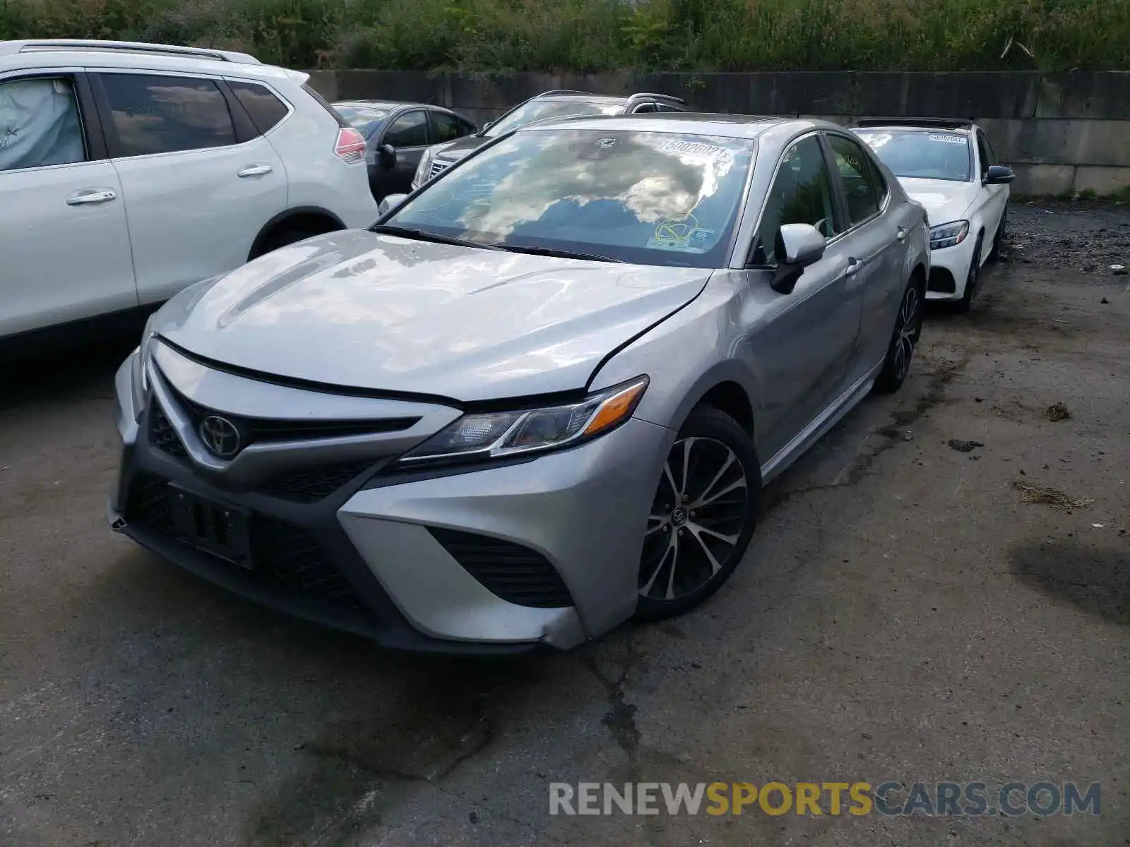 2 Photograph of a damaged car 4T1B11HK9KU837872 TOYOTA CAMRY 2019