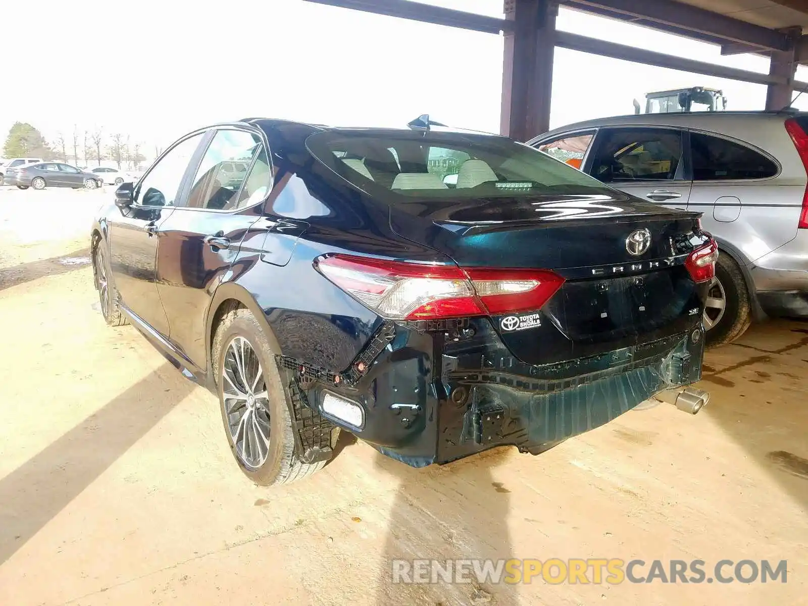 3 Photograph of a damaged car 4T1B11HK9KU838729 TOYOTA CAMRY 2019