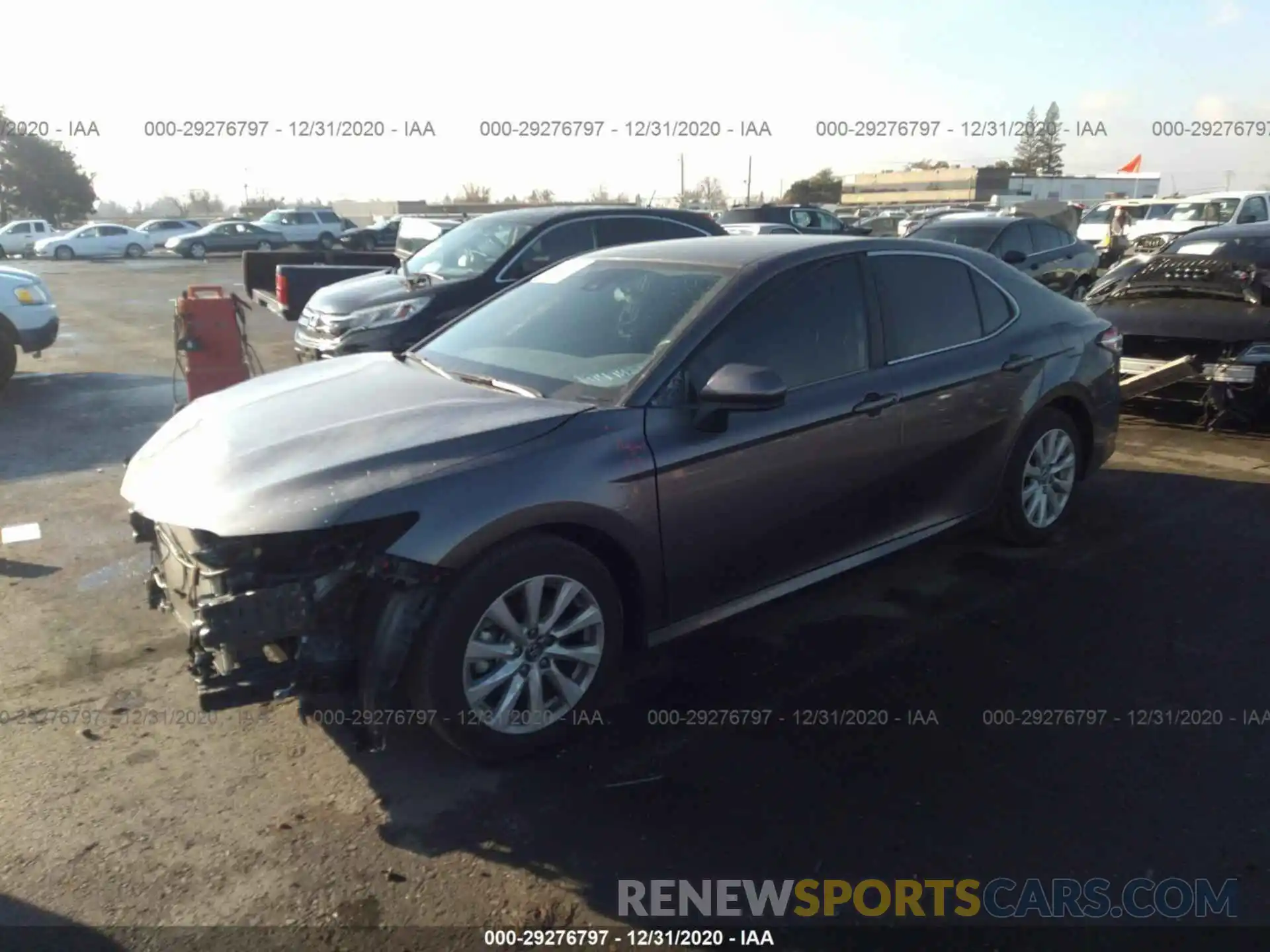 2 Фотография поврежденного автомобиля 4T1B11HK9KU841422 TOYOTA CAMRY 2019