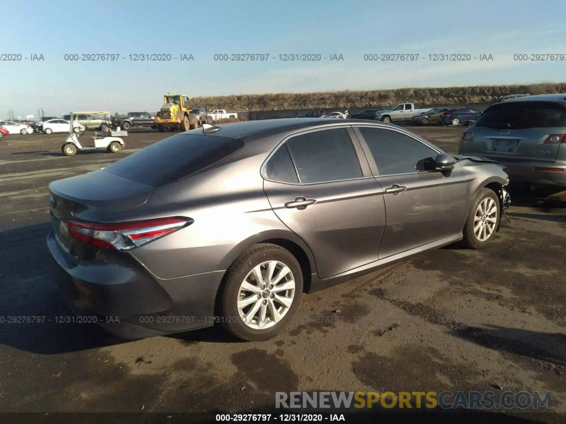 4 Photograph of a damaged car 4T1B11HK9KU841422 TOYOTA CAMRY 2019