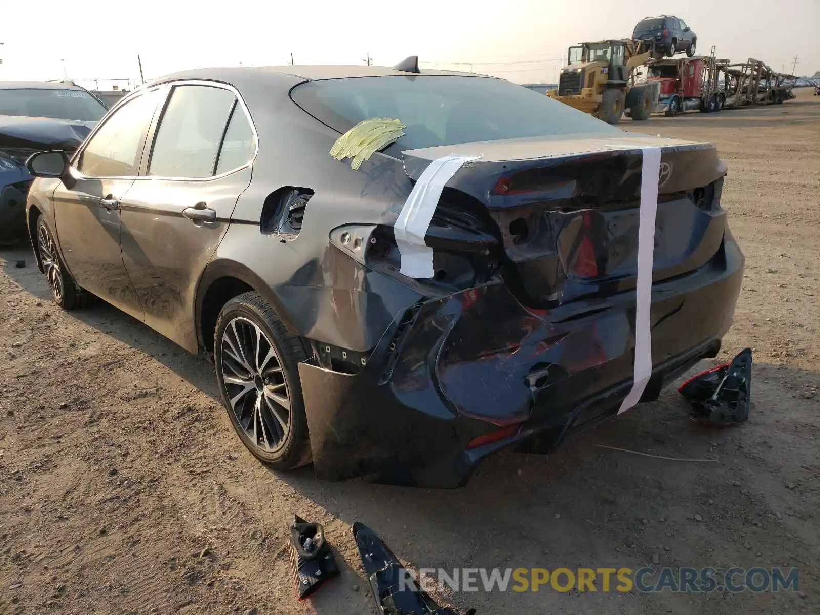 3 Photograph of a damaged car 4T1B11HK9KU842103 TOYOTA CAMRY 2019