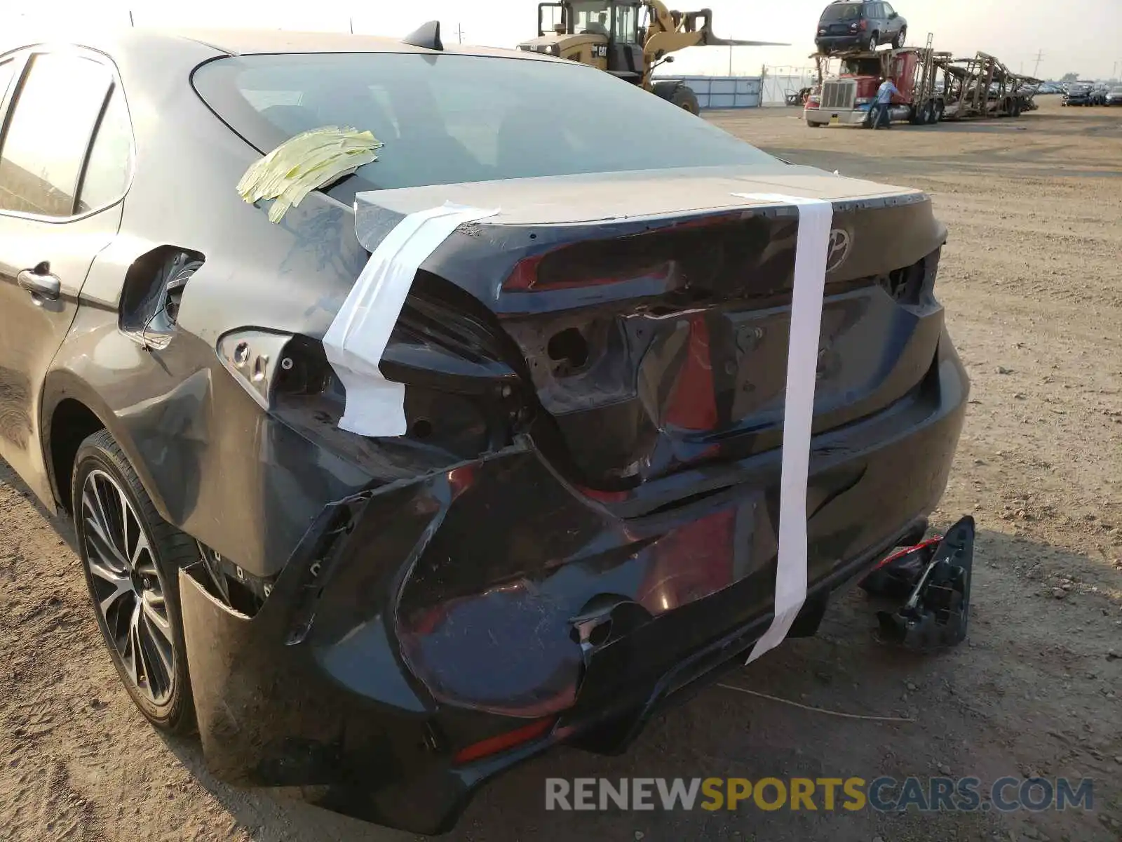 9 Photograph of a damaged car 4T1B11HK9KU842103 TOYOTA CAMRY 2019