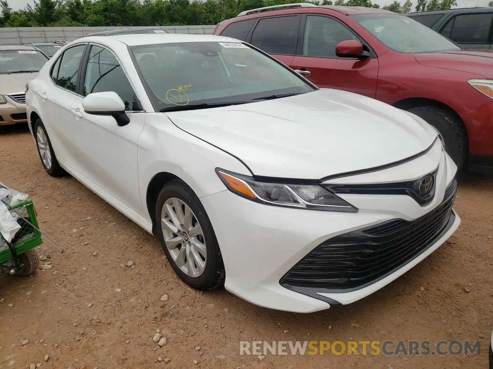 1 Photograph of a damaged car 4T1B11HK9KU844305 TOYOTA CAMRY 2019