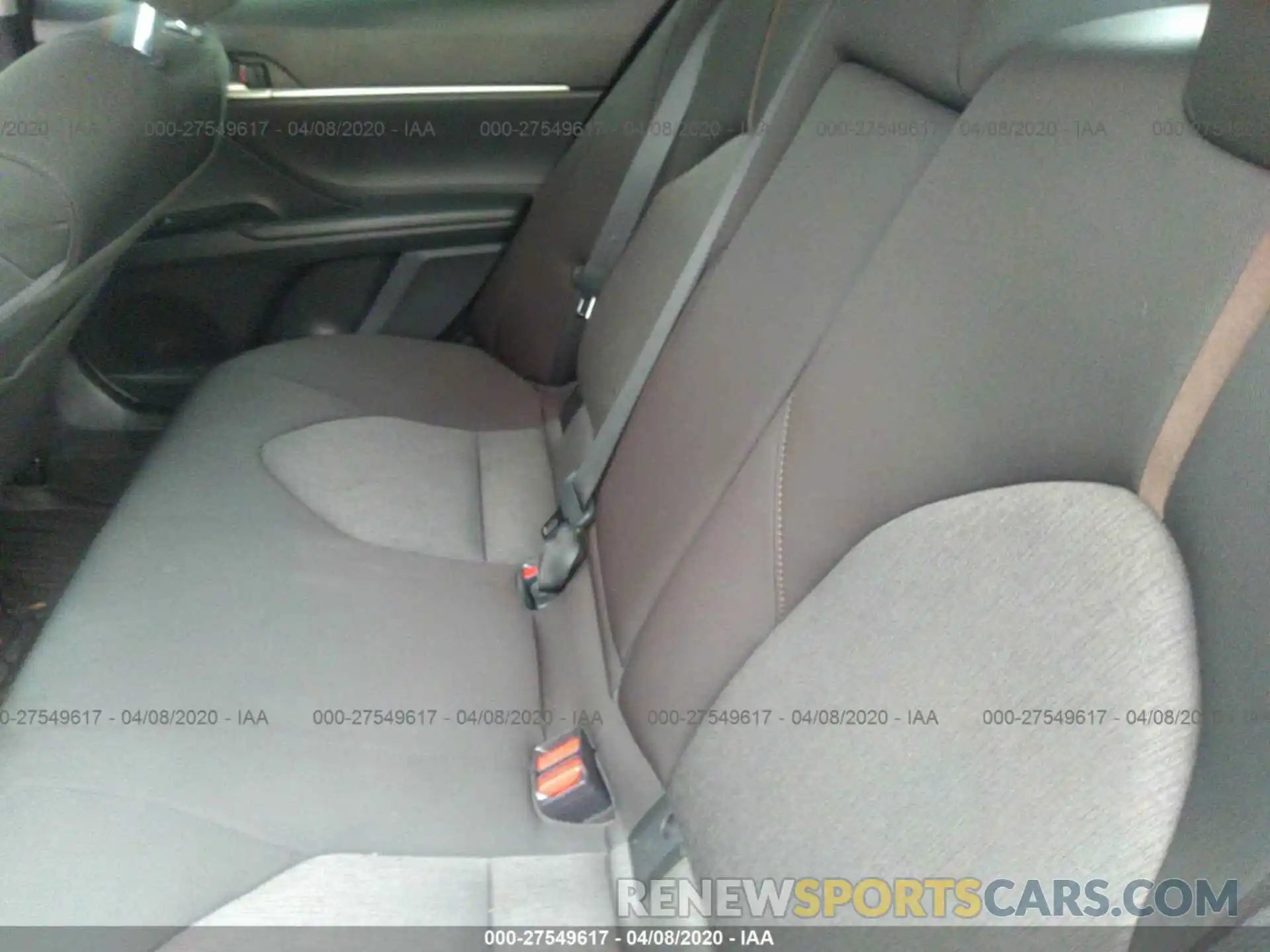 8 Photograph of a damaged car 4T1B11HK9KU844515 TOYOTA CAMRY 2019