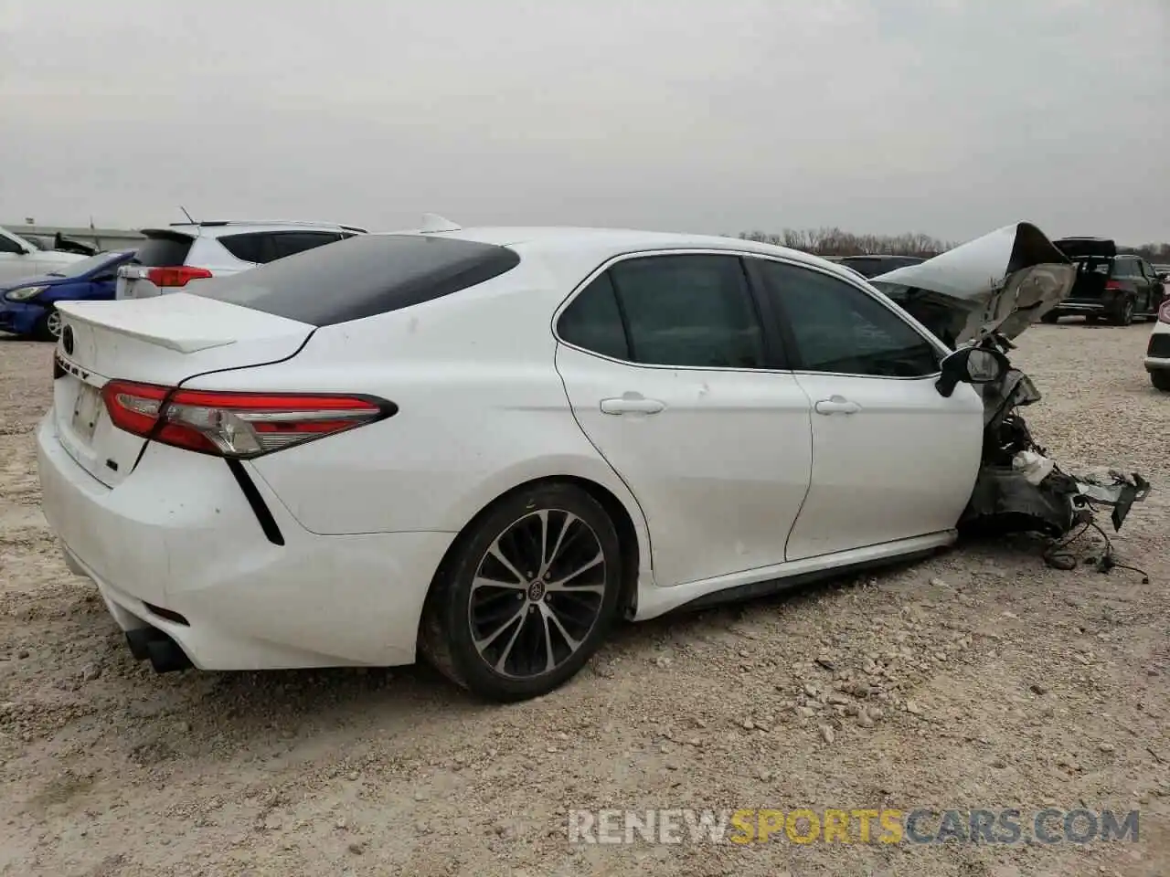 3 Photograph of a damaged car 4T1B11HK9KU845678 TOYOTA CAMRY 2019