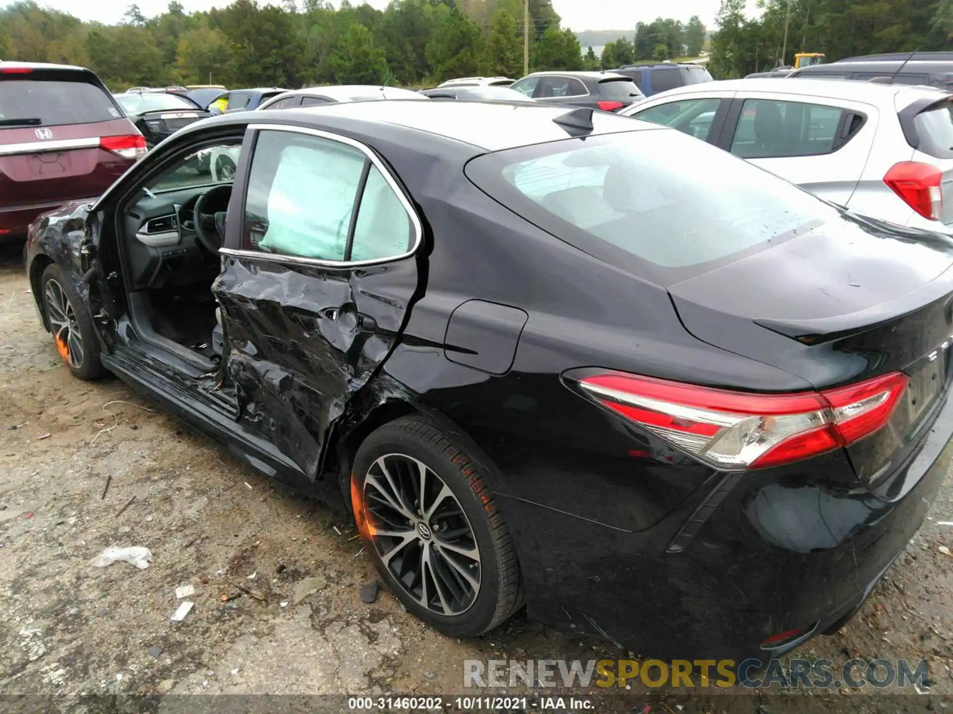 3 Photograph of a damaged car 4T1B11HK9KU845776 TOYOTA CAMRY 2019