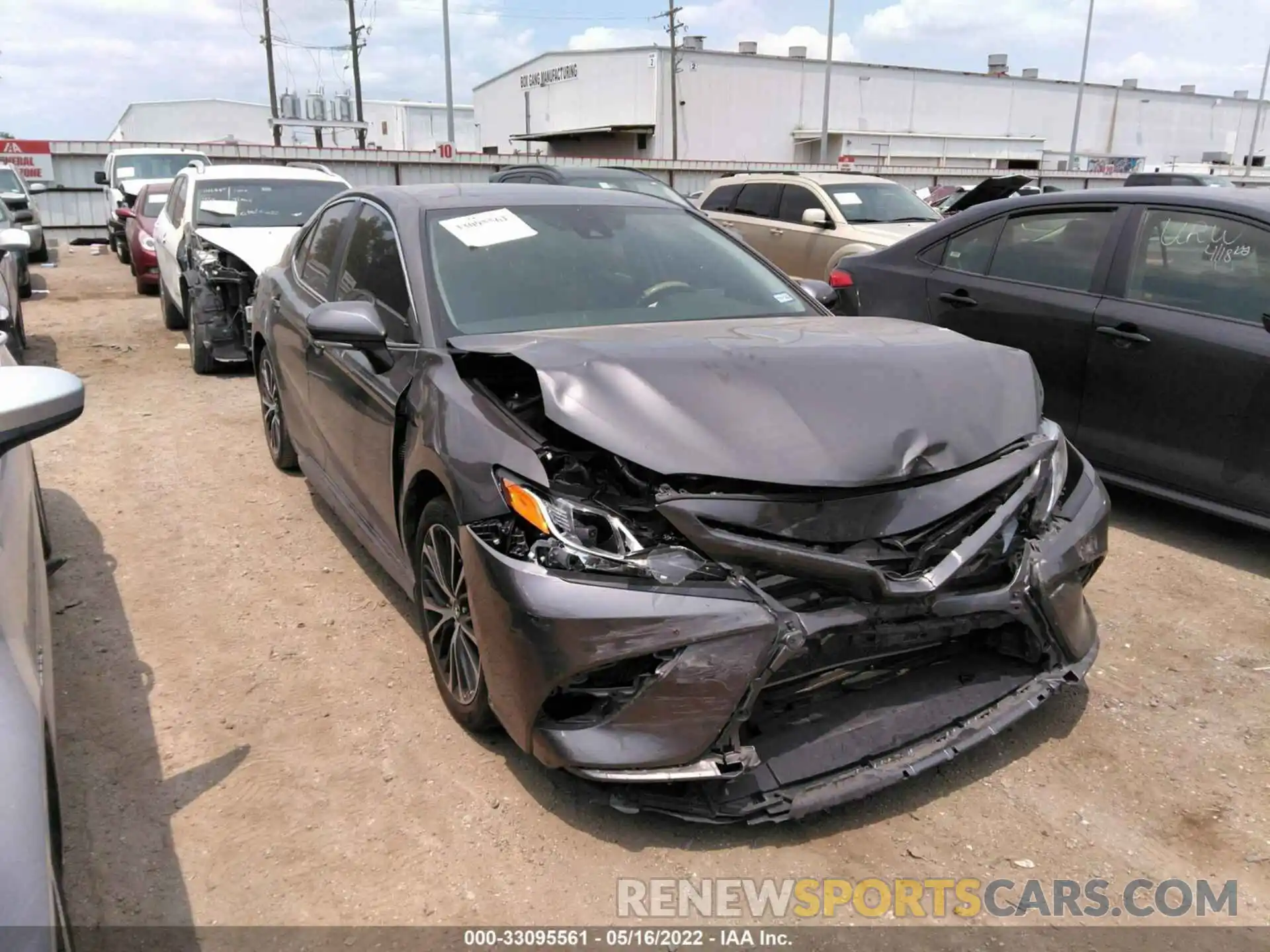 1 Photograph of a damaged car 4T1B11HK9KU855997 TOYOTA CAMRY 2019