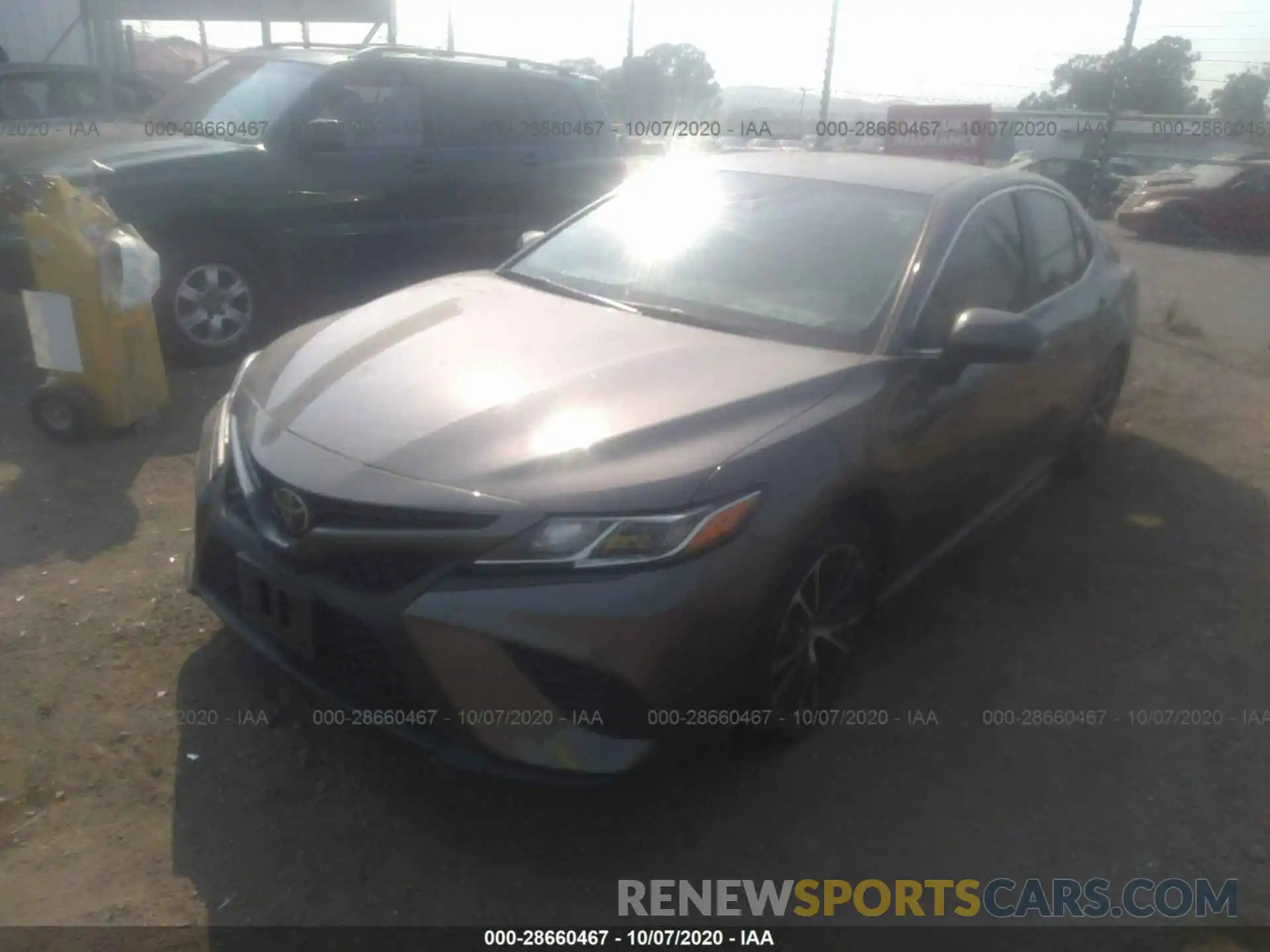 2 Photograph of a damaged car 4T1B11HKXKU160606 TOYOTA CAMRY 2019