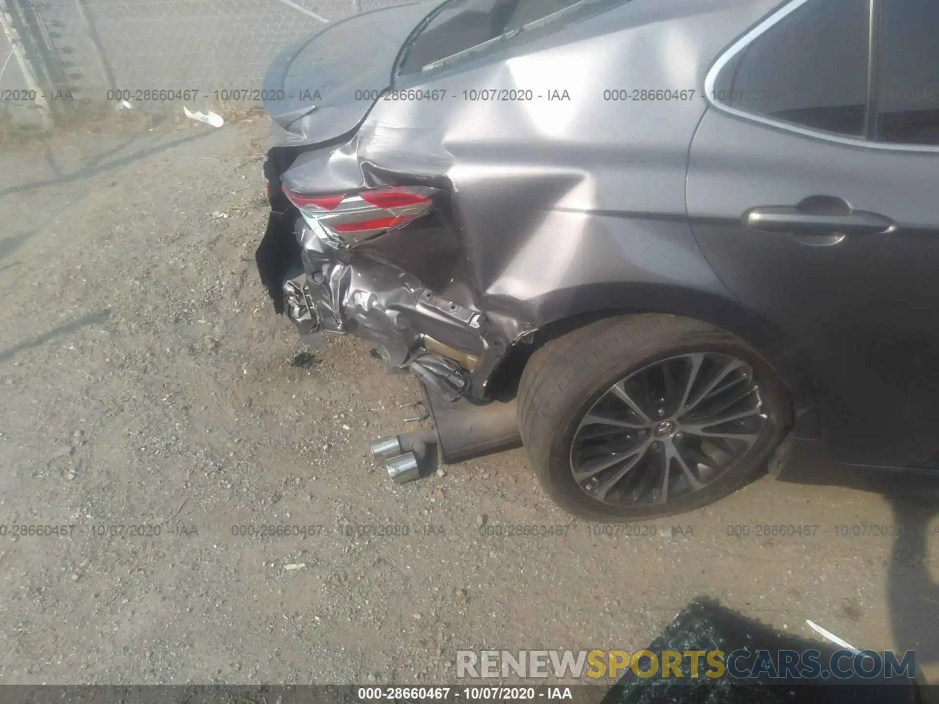 6 Photograph of a damaged car 4T1B11HKXKU160606 TOYOTA CAMRY 2019