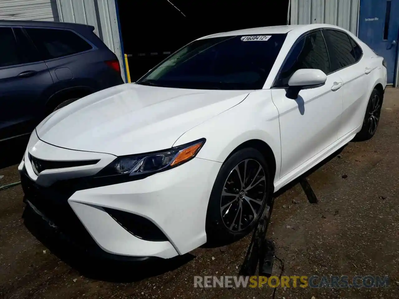 2 Photograph of a damaged car 4T1B11HKXKU161514 TOYOTA CAMRY 2019