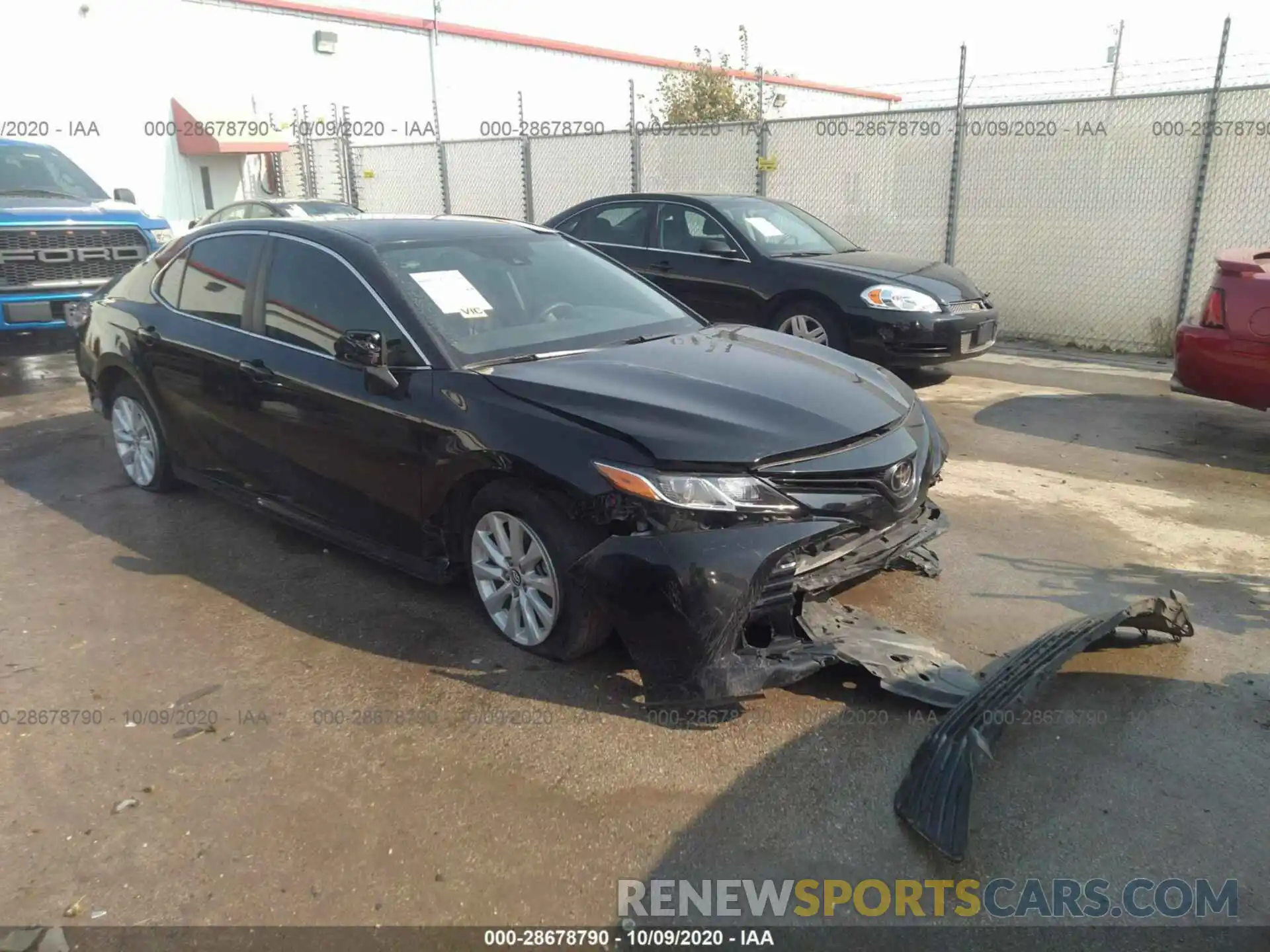 1 Photograph of a damaged car 4T1B11HKXKU162226 TOYOTA CAMRY 2019