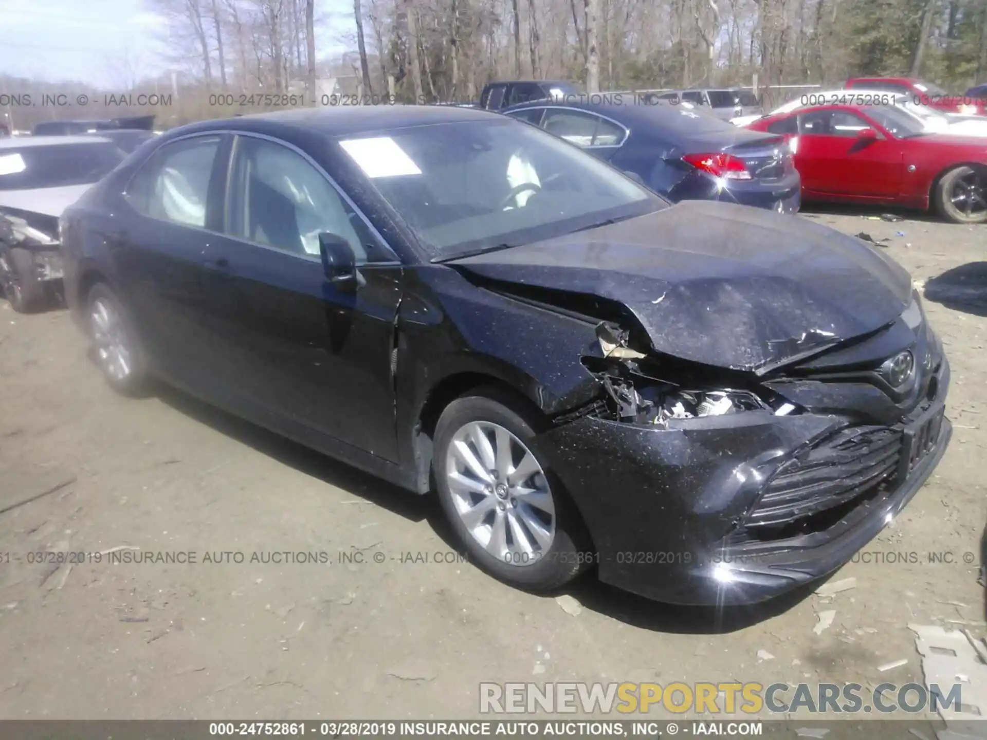 1 Photograph of a damaged car 4T1B11HKXKU164672 TOYOTA CAMRY 2019