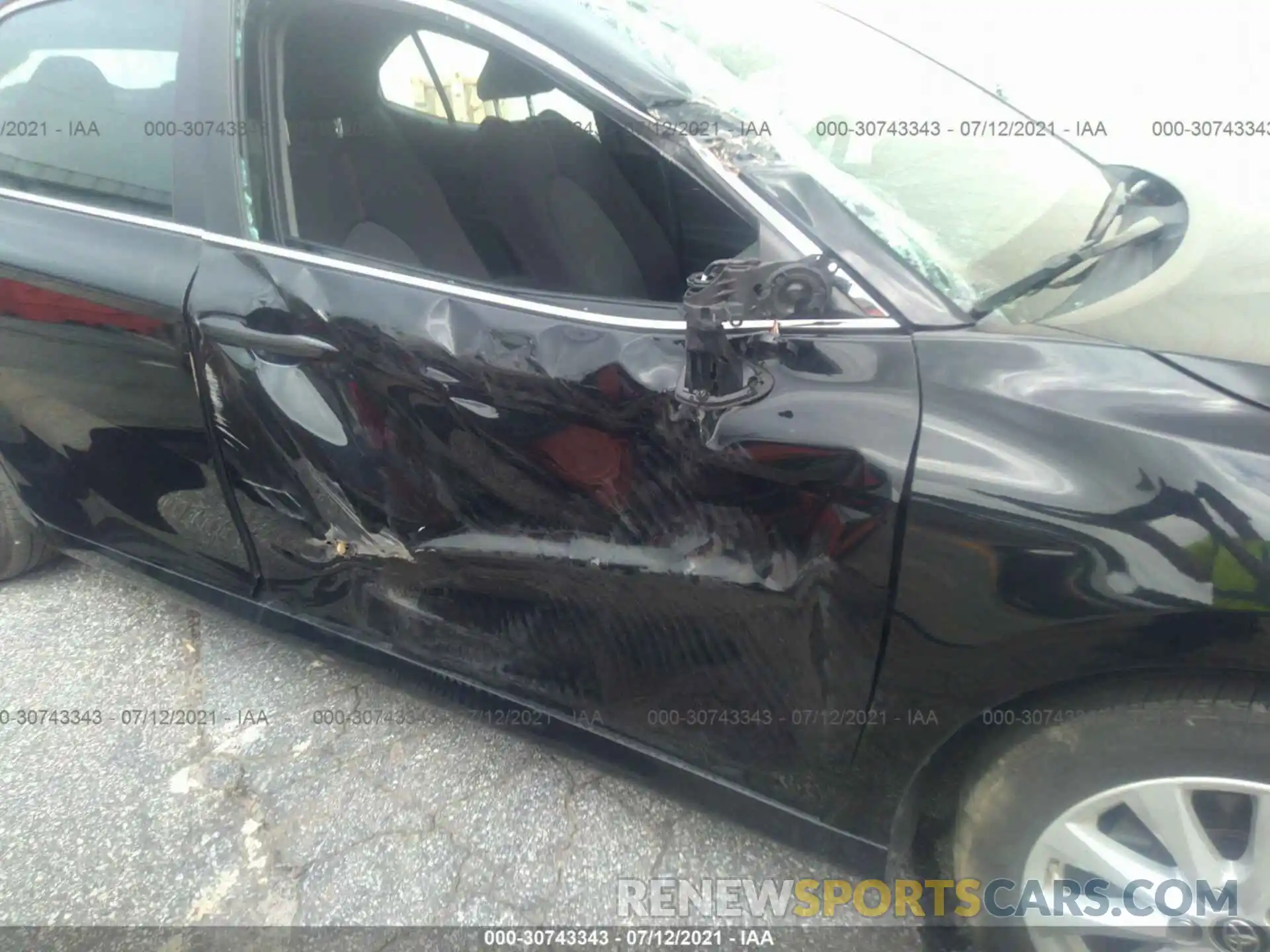 6 Photograph of a damaged car 4T1B11HKXKU164896 TOYOTA CAMRY 2019