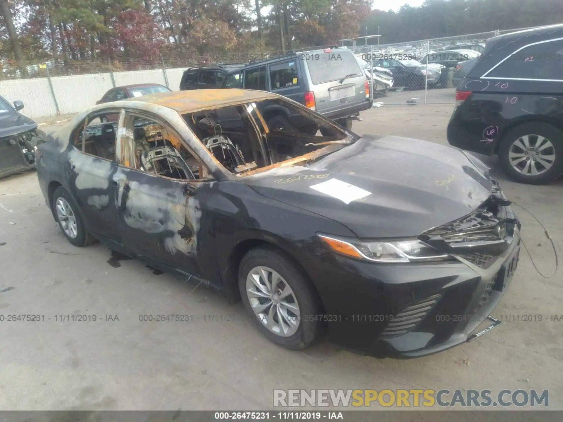 1 Photograph of a damaged car 4T1B11HKXKU165188 TOYOTA CAMRY 2019