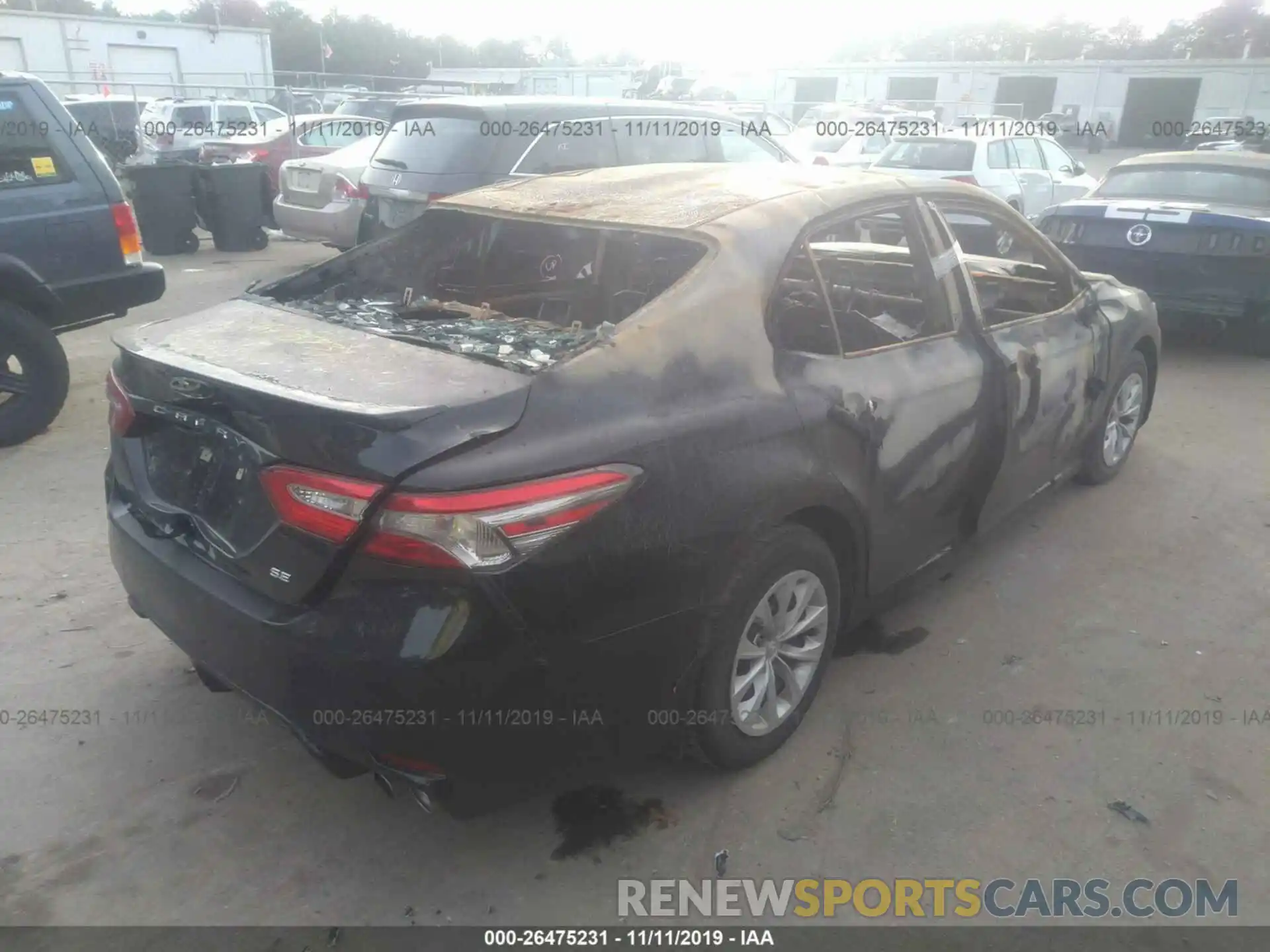 4 Photograph of a damaged car 4T1B11HKXKU165188 TOYOTA CAMRY 2019