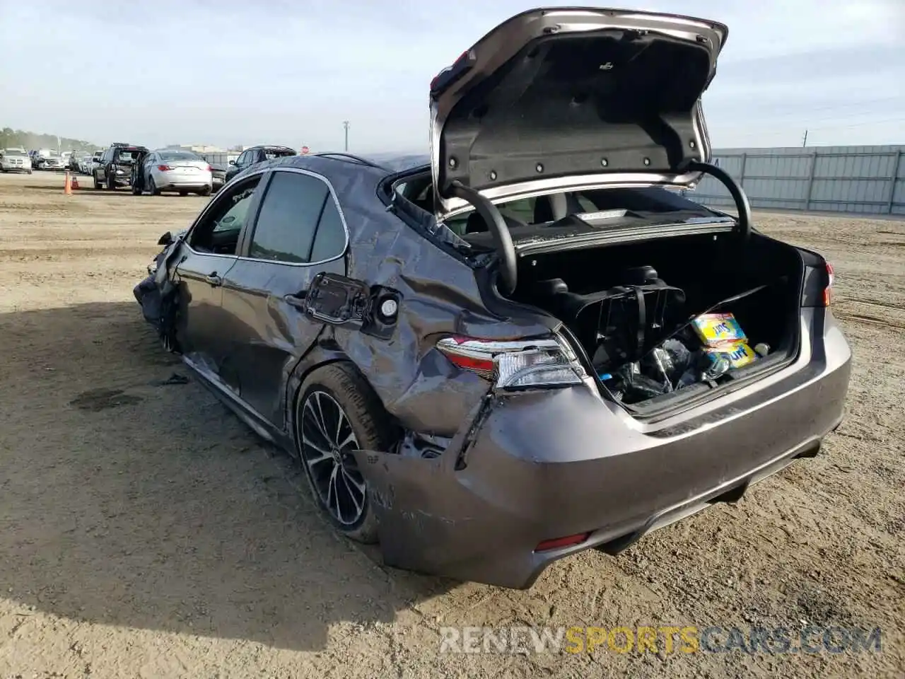 3 Photograph of a damaged car 4T1B11HKXKU165594 TOYOTA CAMRY 2019