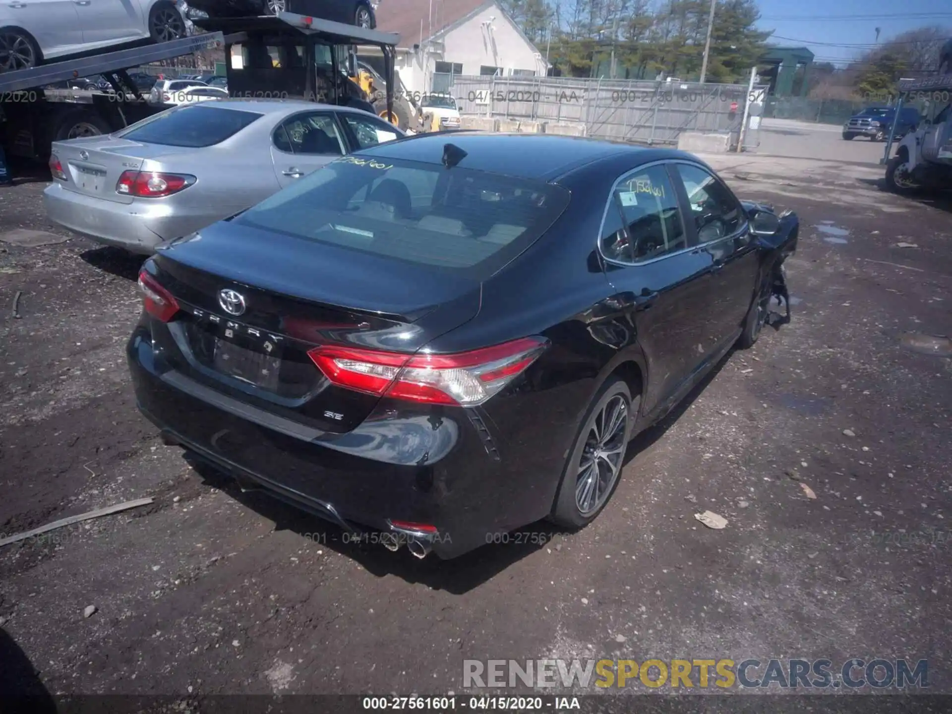 4 Photograph of a damaged car 4T1B11HKXKU166387 TOYOTA CAMRY 2019