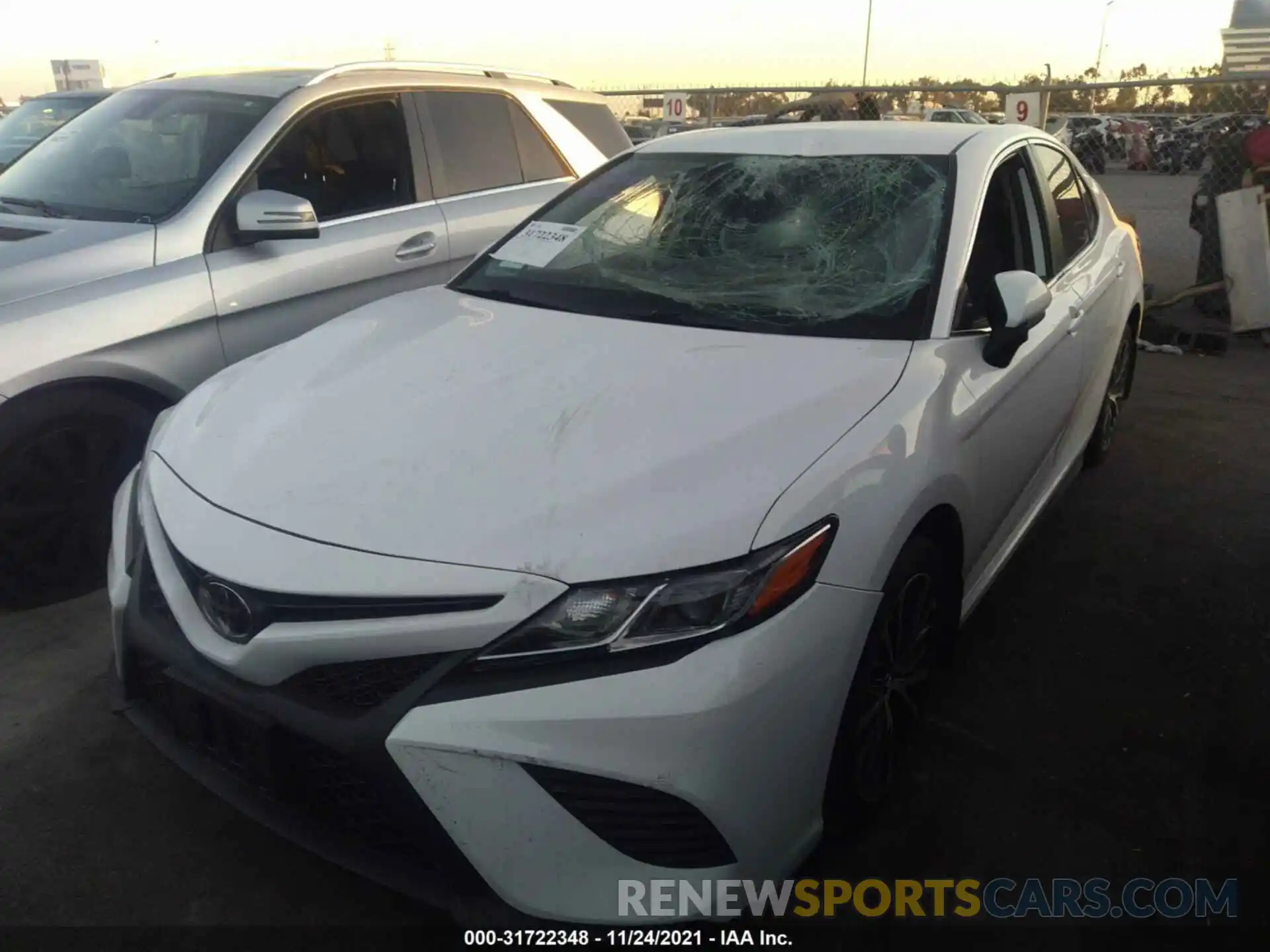 6 Photograph of a damaged car 4T1B11HKXKU166549 TOYOTA CAMRY 2019