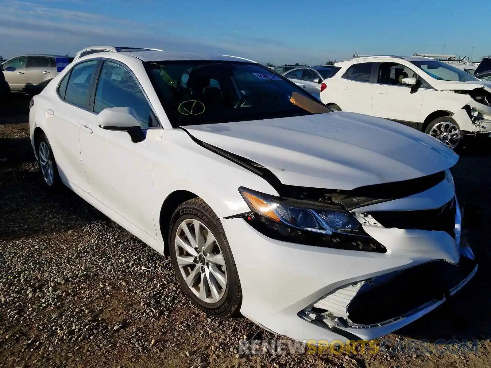 1 Photograph of a damaged car 4T1B11HKXKU169774 TOYOTA CAMRY 2019