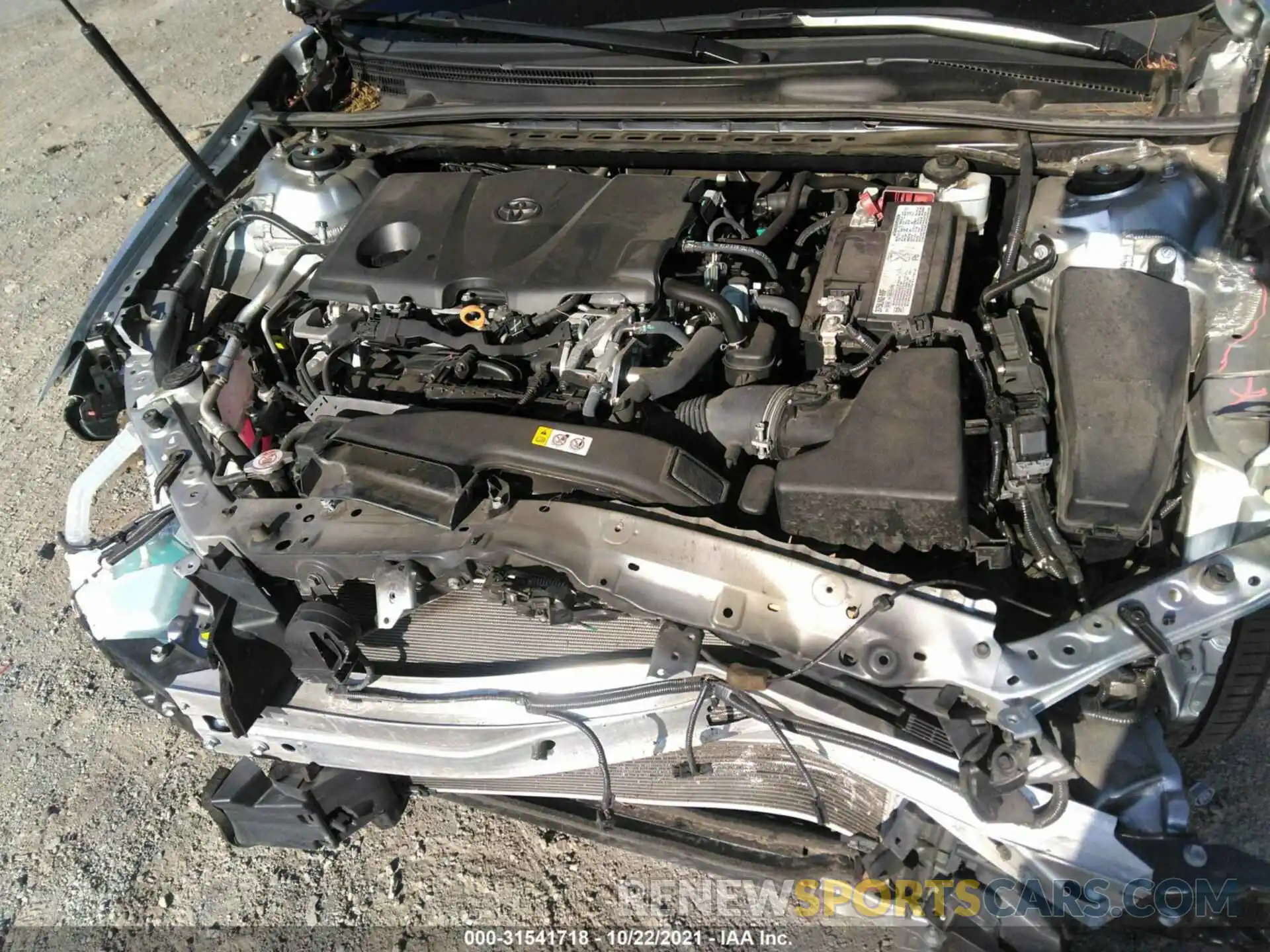 10 Photograph of a damaged car 4T1B11HKXKU171153 TOYOTA CAMRY 2019