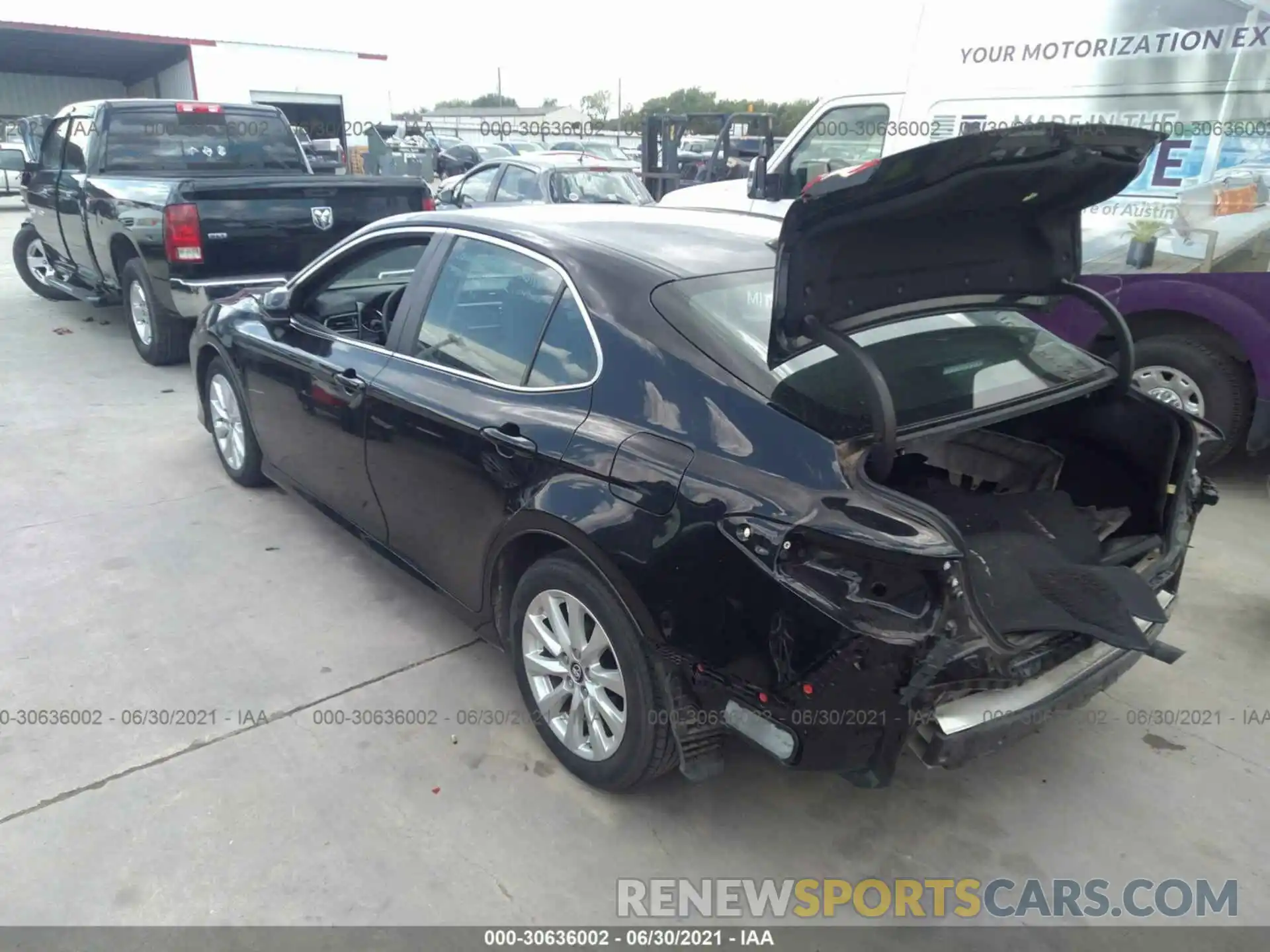 3 Photograph of a damaged car 4T1B11HKXKU172335 TOYOTA CAMRY 2019