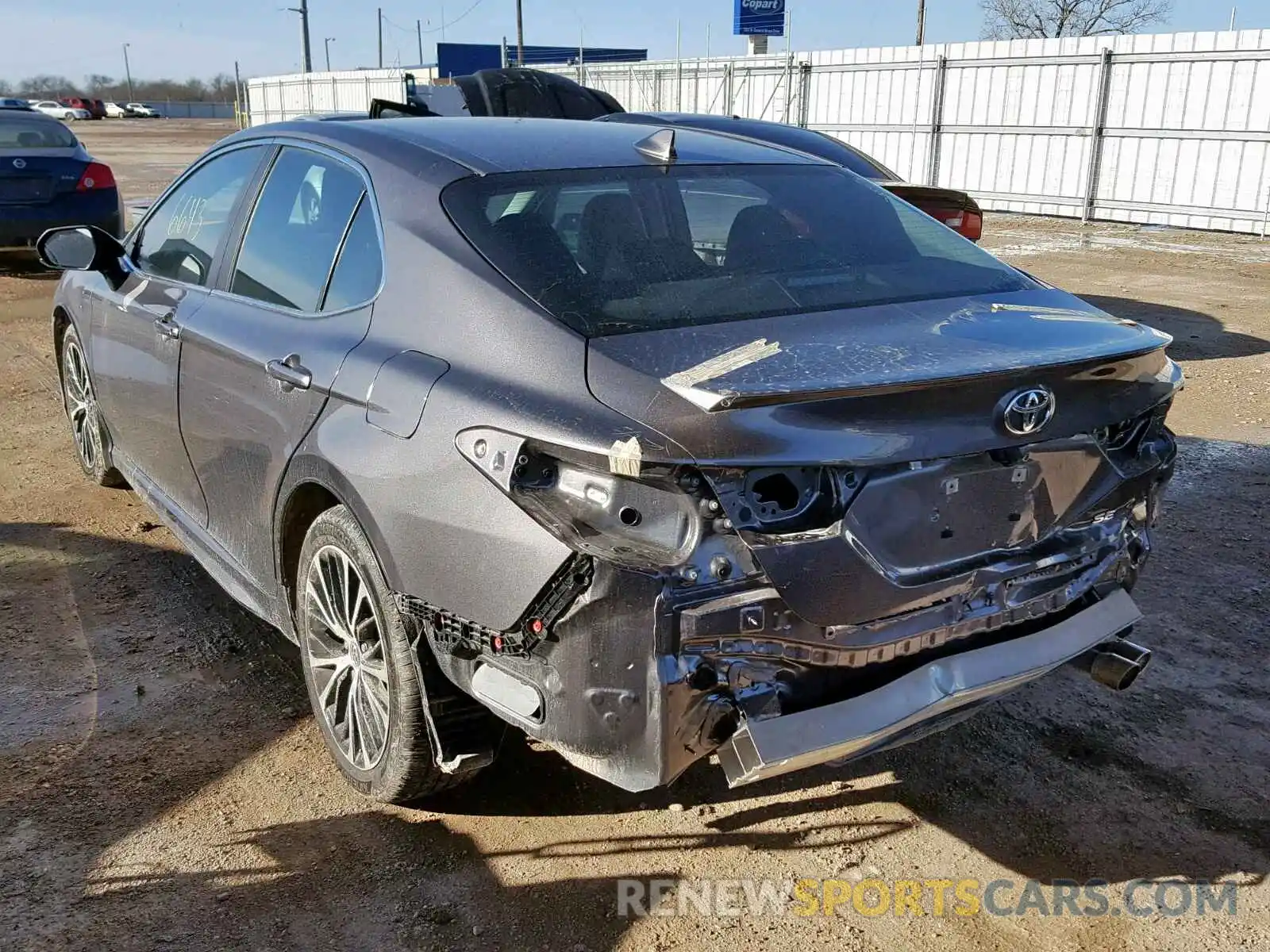 3 Photograph of a damaged car 4T1B11HKXKU172402 TOYOTA CAMRY 2019