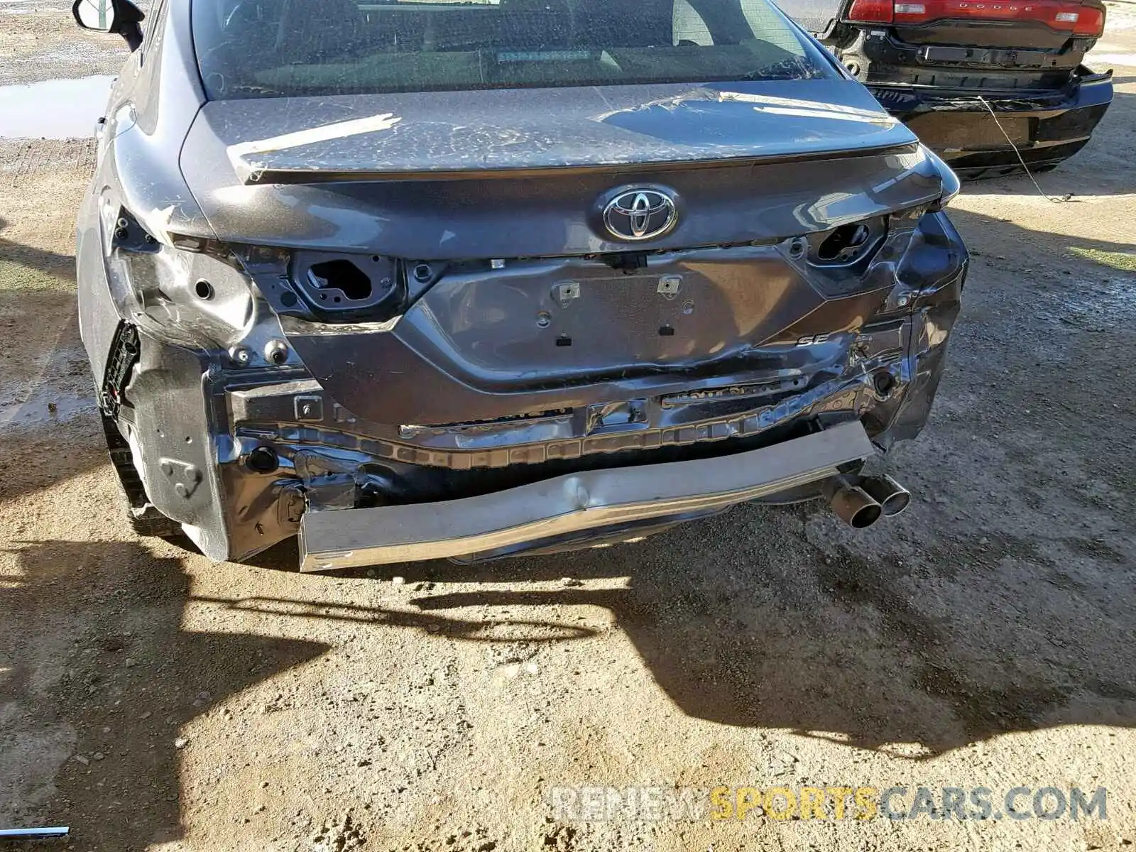 9 Photograph of a damaged car 4T1B11HKXKU172402 TOYOTA CAMRY 2019