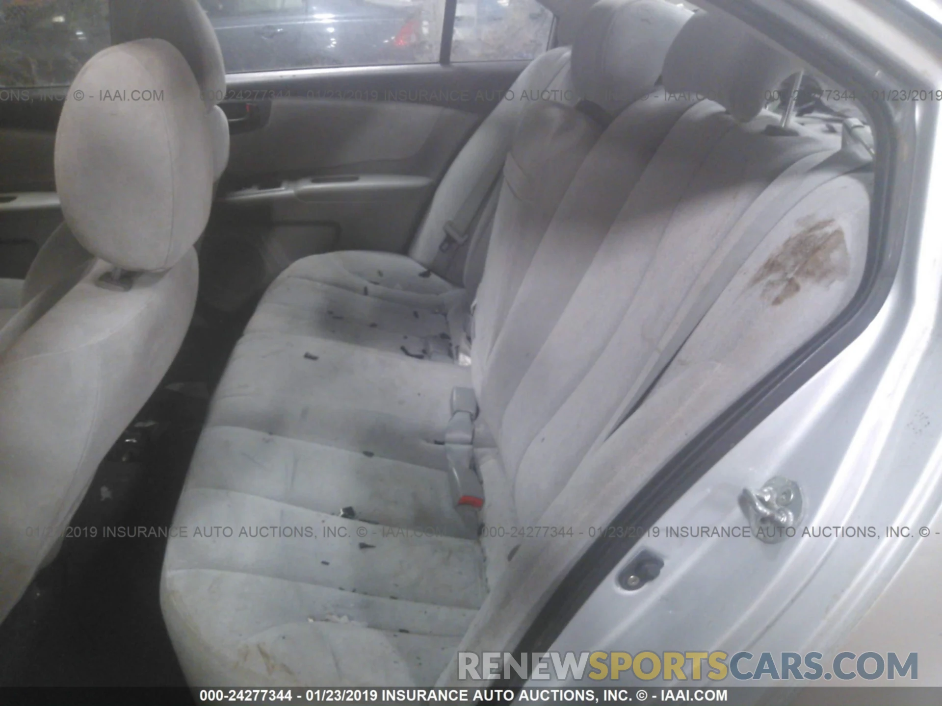 8 Photograph of a damaged car 4T1B11HKXKU172612 TOYOTA CAMRY 2019