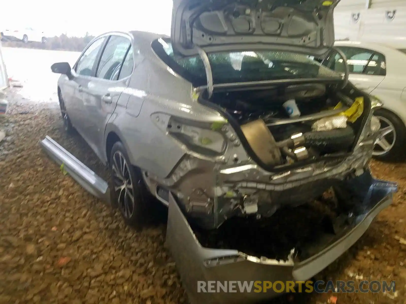 3 Photograph of a damaged car 4T1B11HKXKU173484 TOYOTA CAMRY 2019