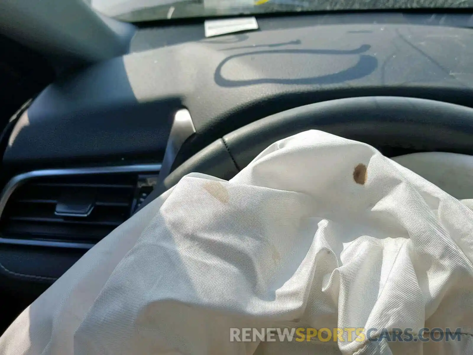 9 Photograph of a damaged car 4T1B11HKXKU173856 TOYOTA CAMRY 2019