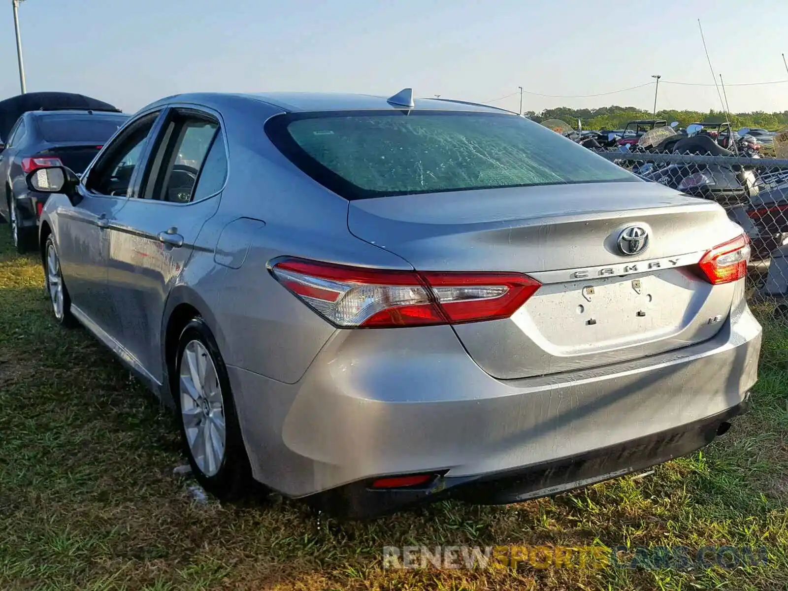 3 Photograph of a damaged car 4T1B11HKXKU173940 TOYOTA CAMRY 2019