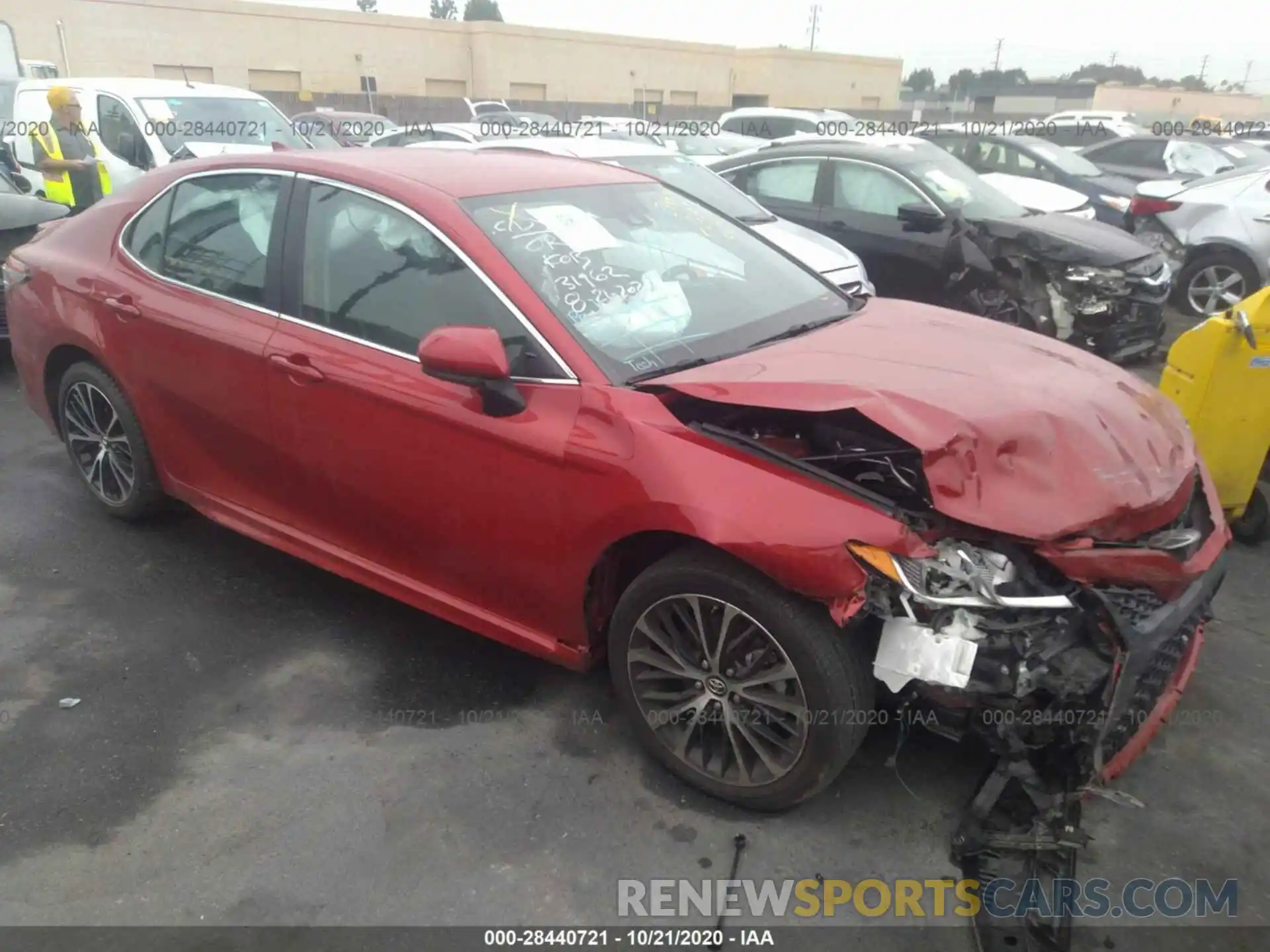 1 Photograph of a damaged car 4T1B11HKXKU174019 TOYOTA CAMRY 2019