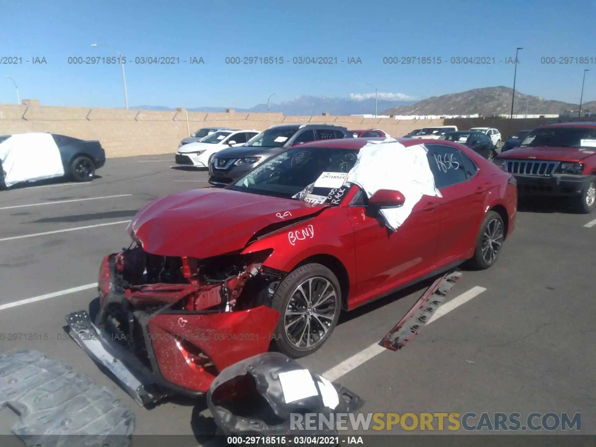 2 Photograph of a damaged car 4T1B11HKXKU175090 TOYOTA CAMRY 2019